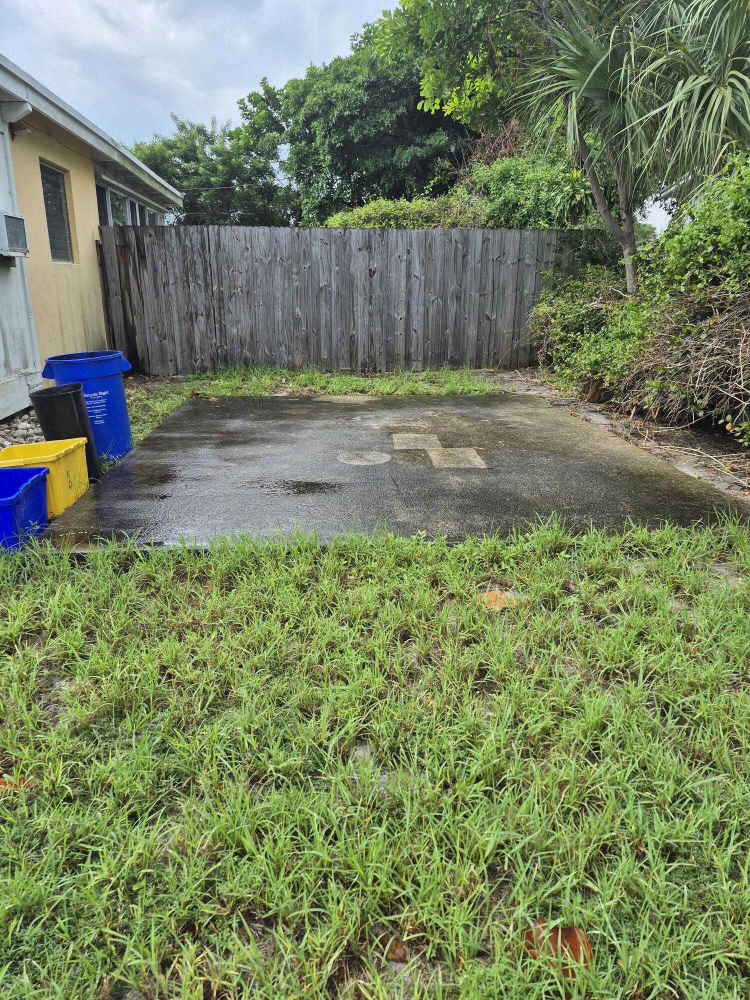 103 N 12th, Lantana FL 33462