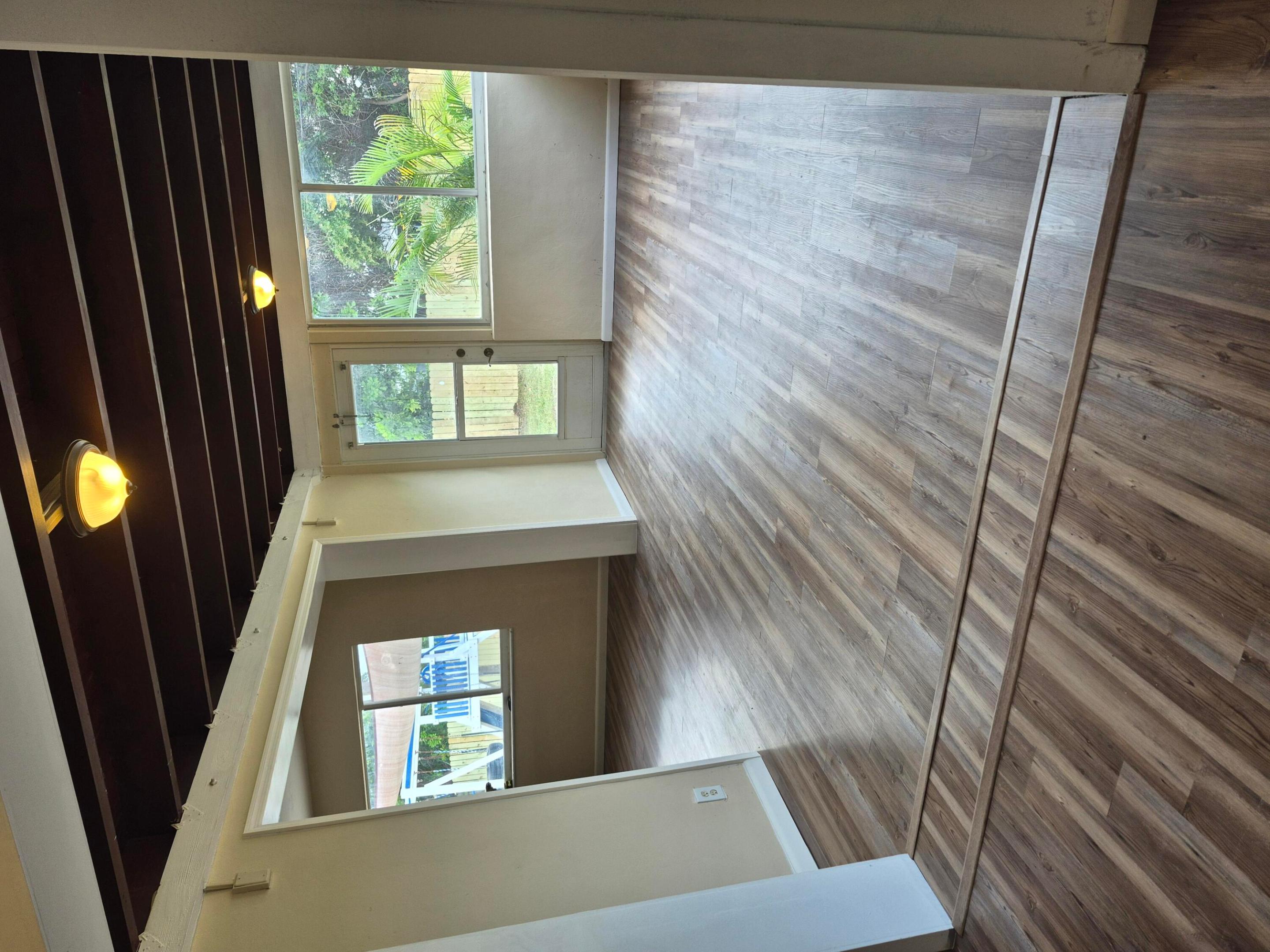 103 N 12th, Lantana FL 33462