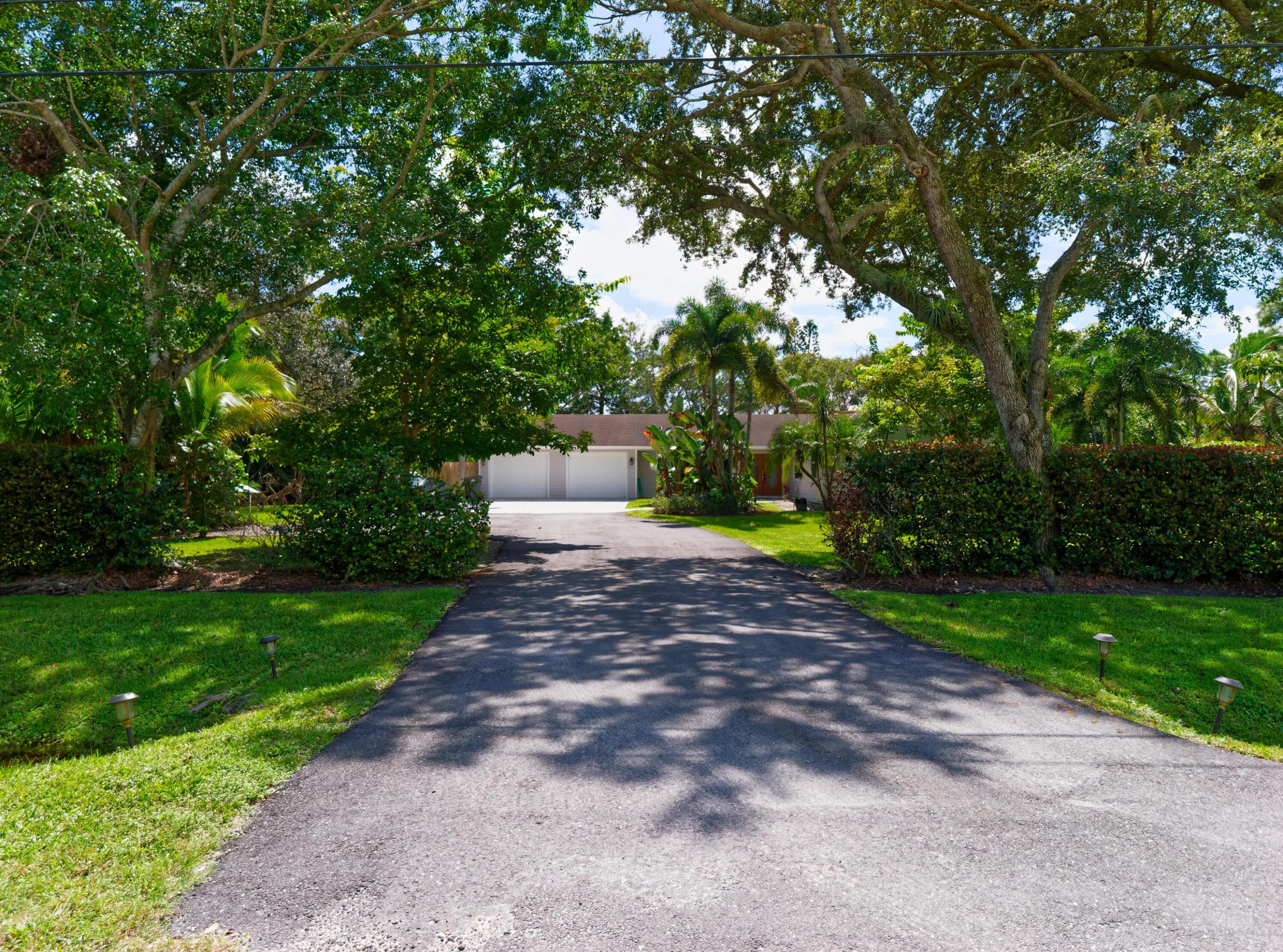 6922 150th, Palm Beach Gardens FL 33418