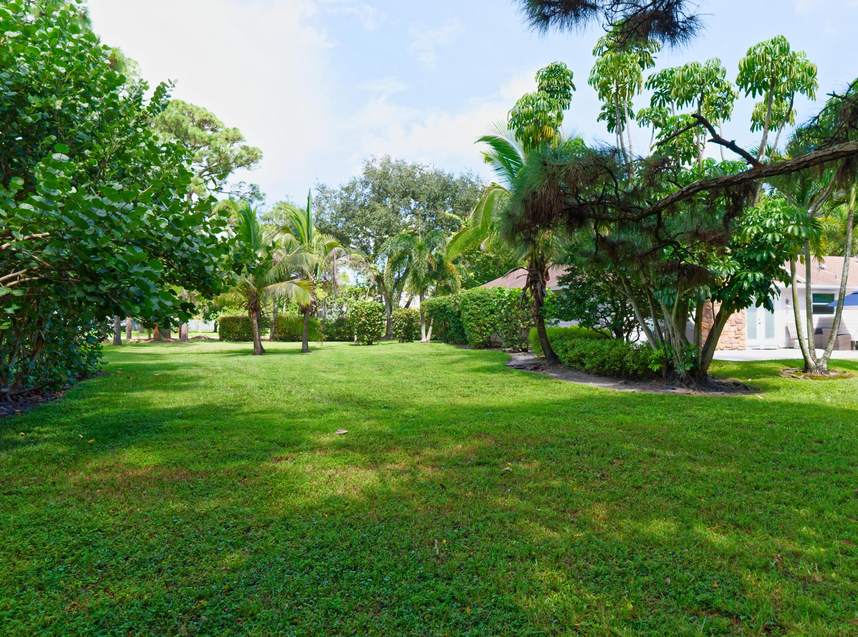 6922 150th, Palm Beach Gardens FL 33418