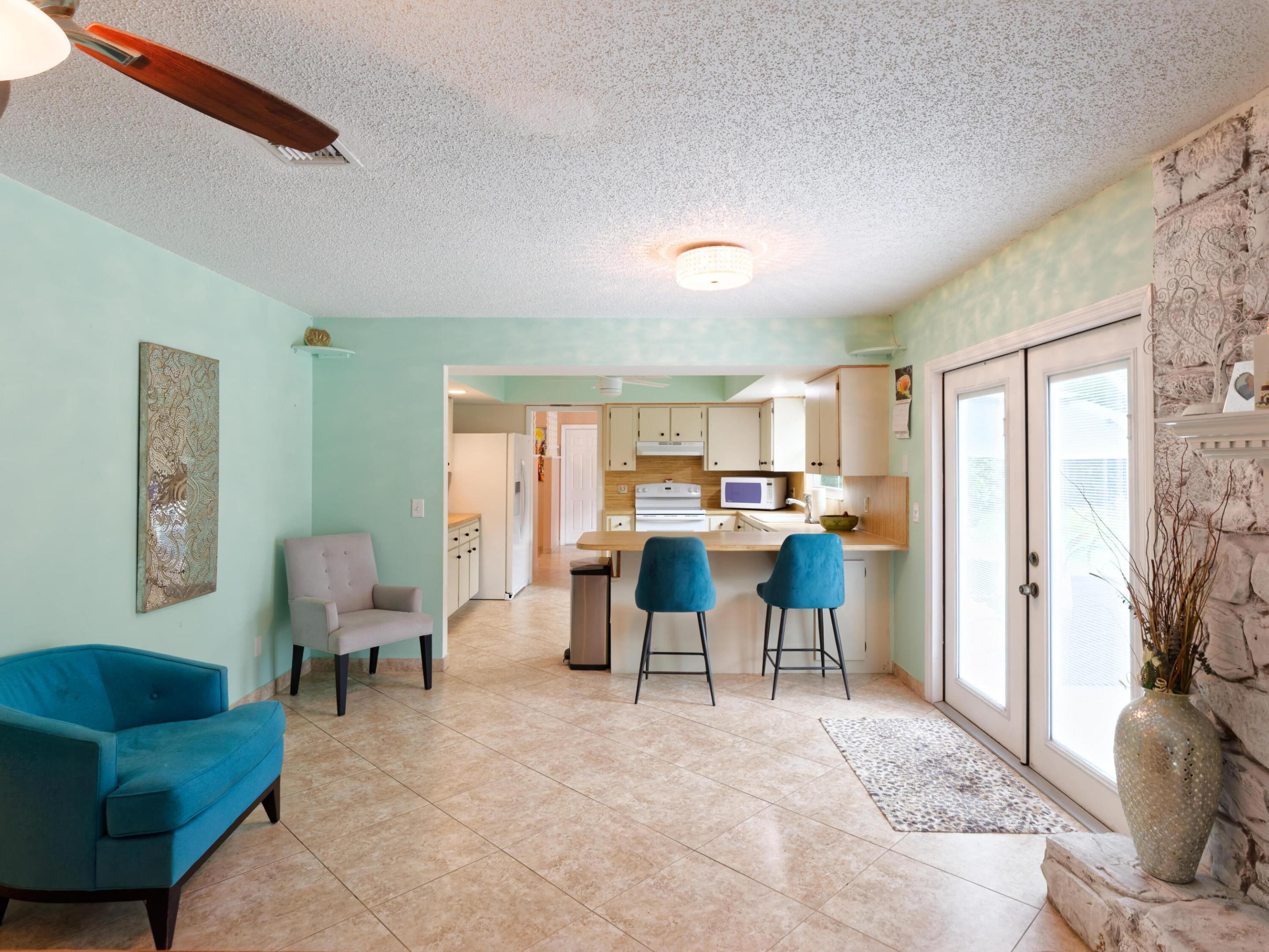 6922 150th, Palm Beach Gardens FL 33418