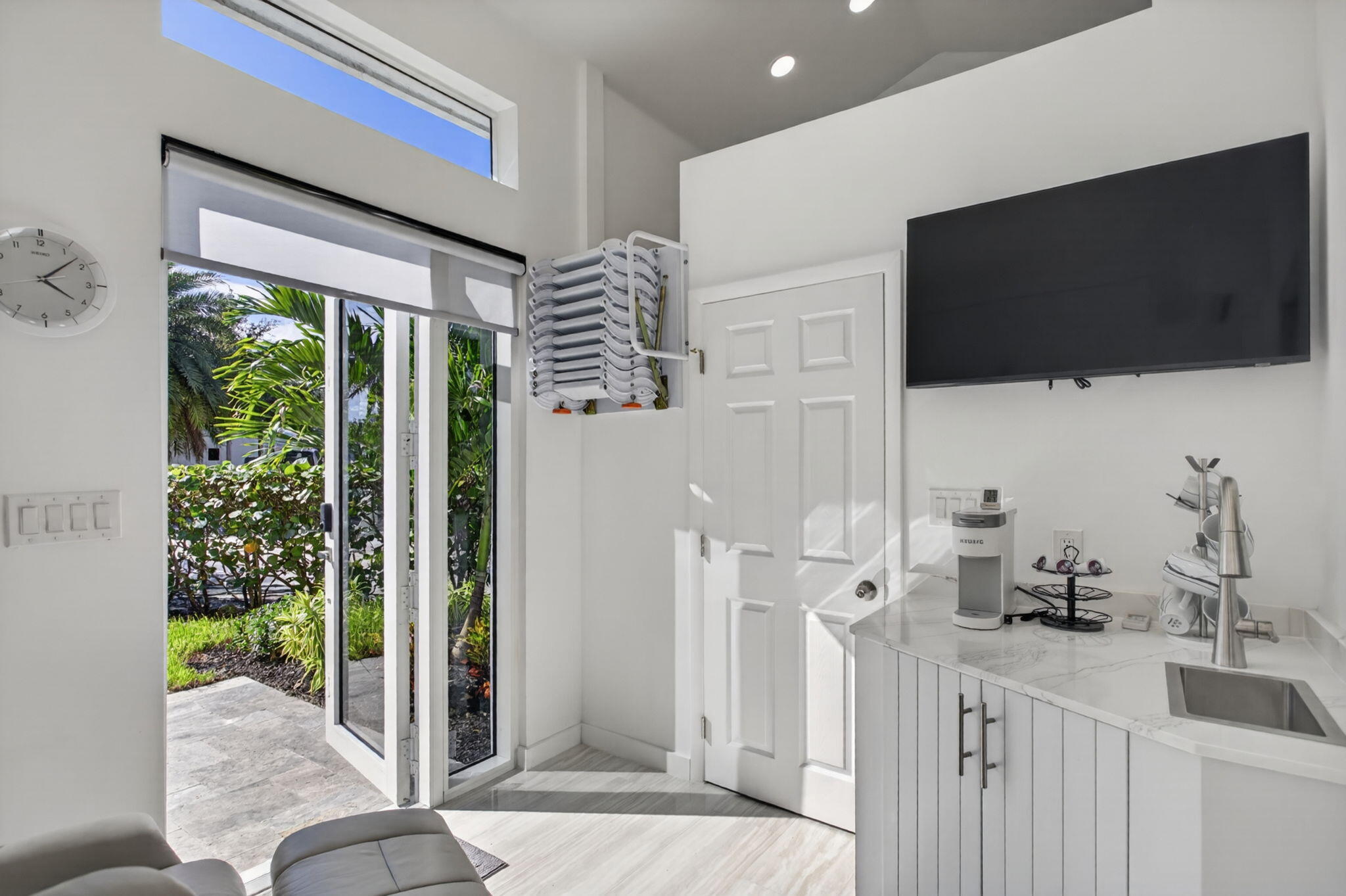157 N Cortez, Margate FL 33068