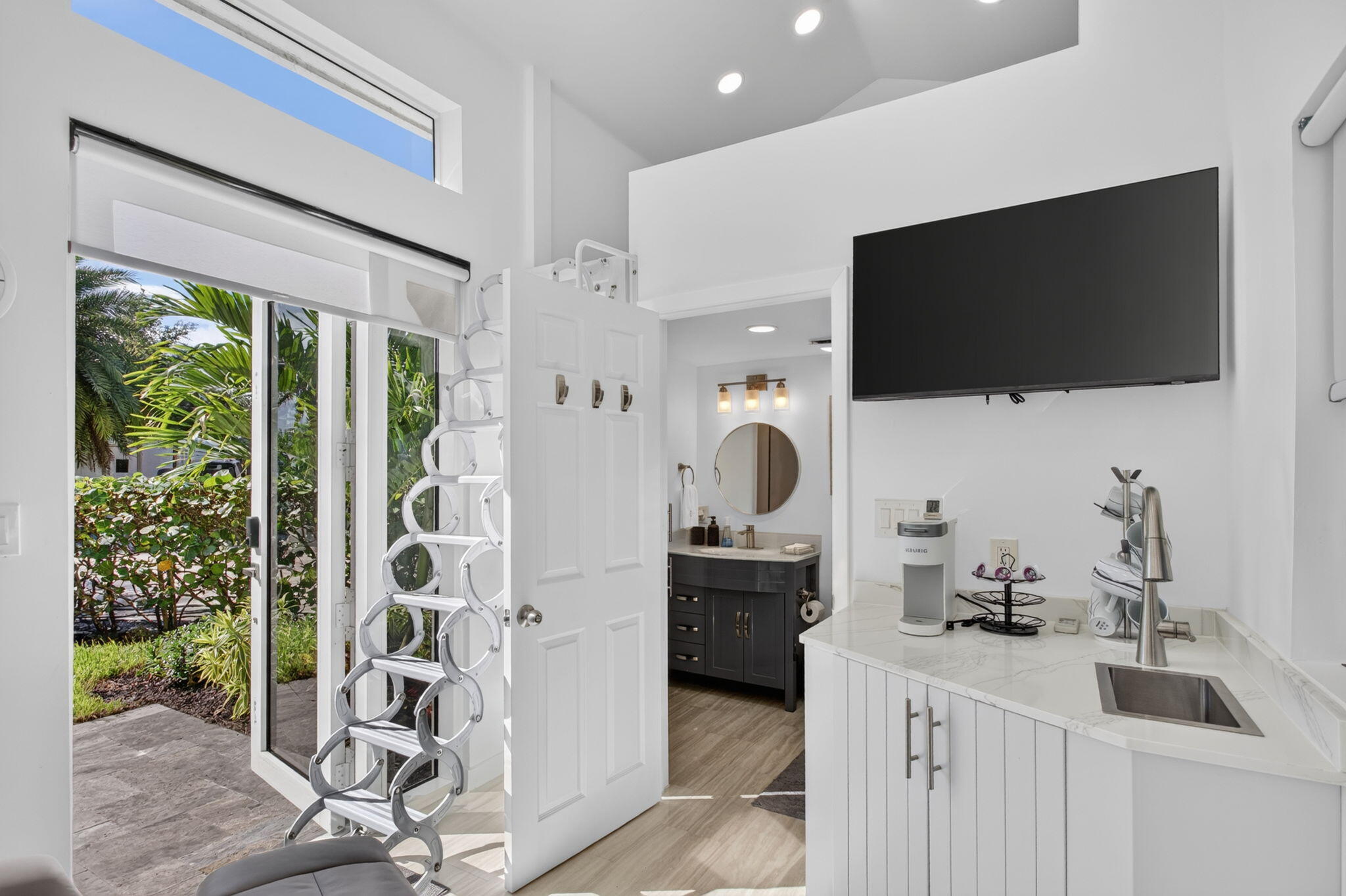 157 N Cortez, Margate FL 33068