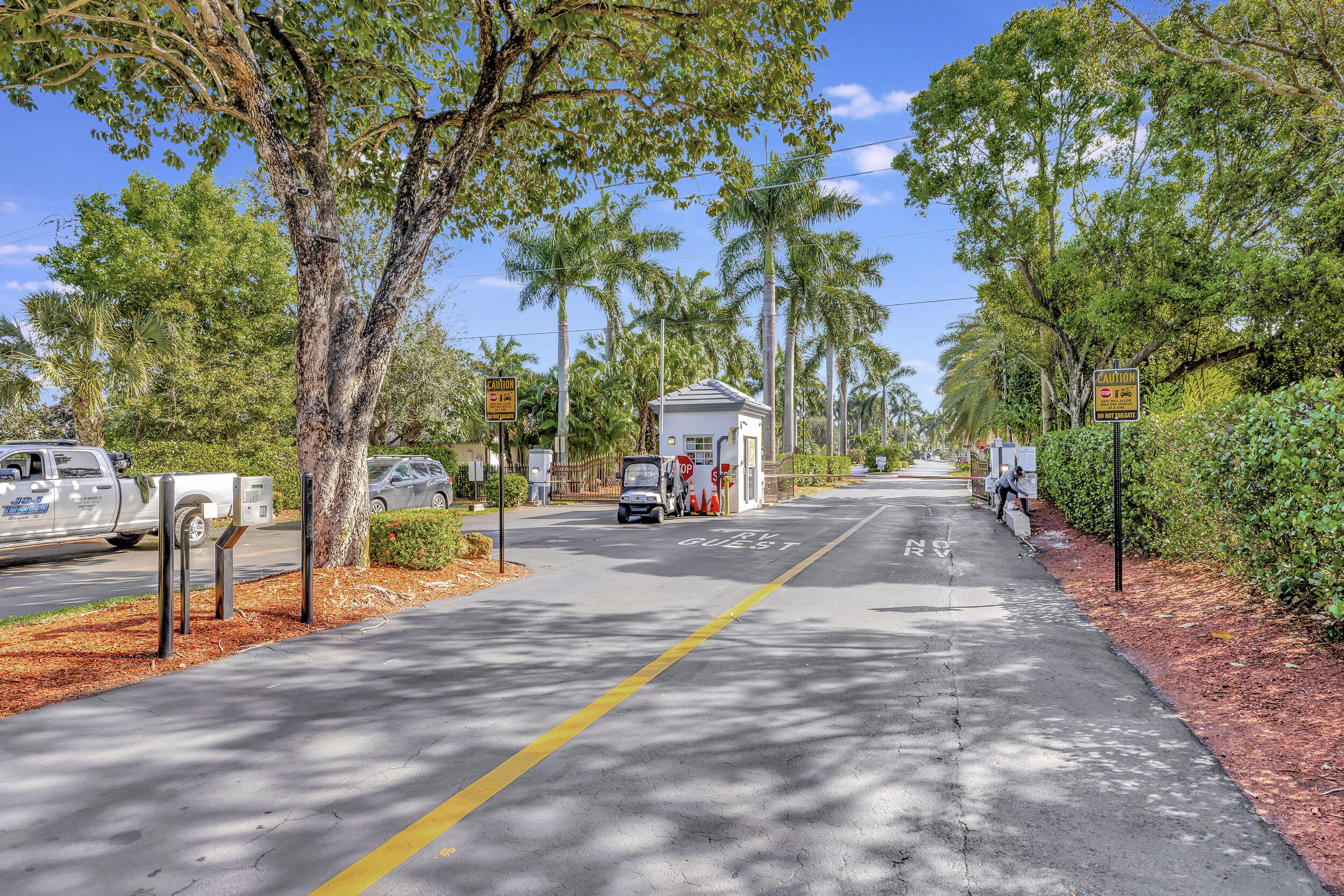 157 N Cortez, Margate FL 33068