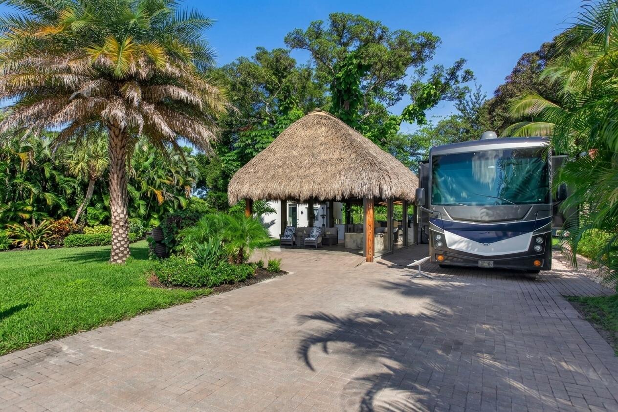 157 N Cortez, Margate FL 33068