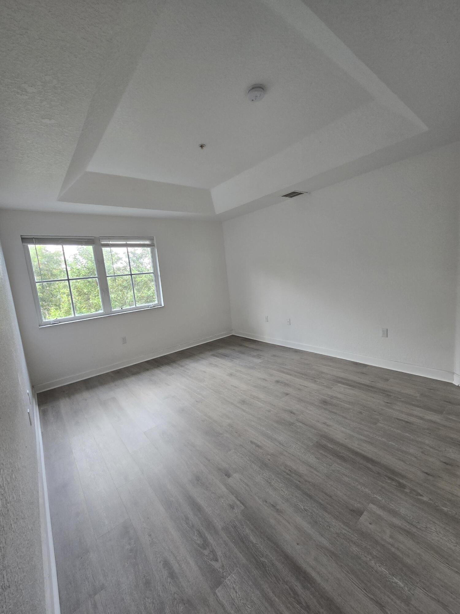 1016 SHOMA, Royal Palm Beach FL 33414