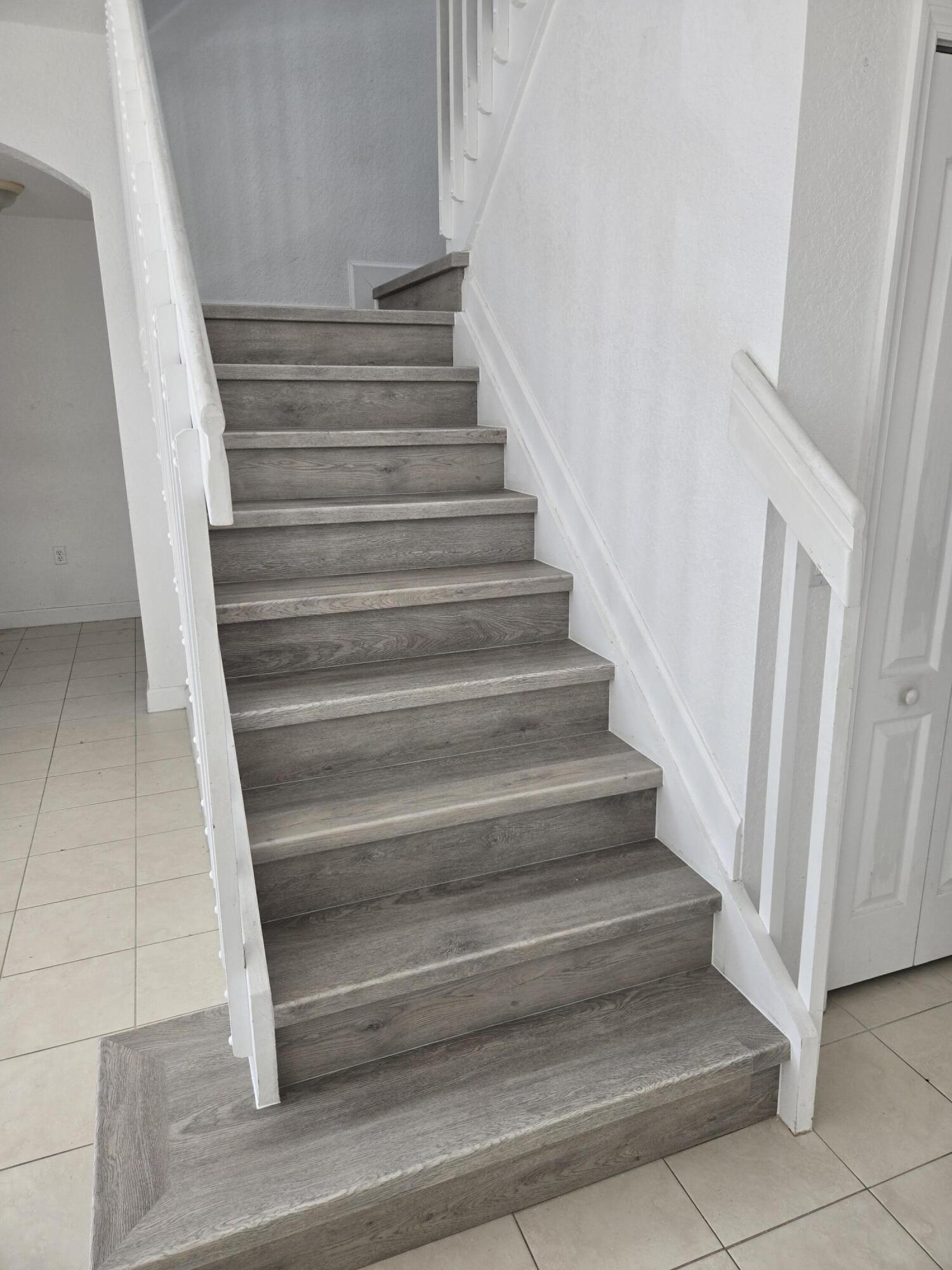 1016 SHOMA, Royal Palm Beach FL 33414