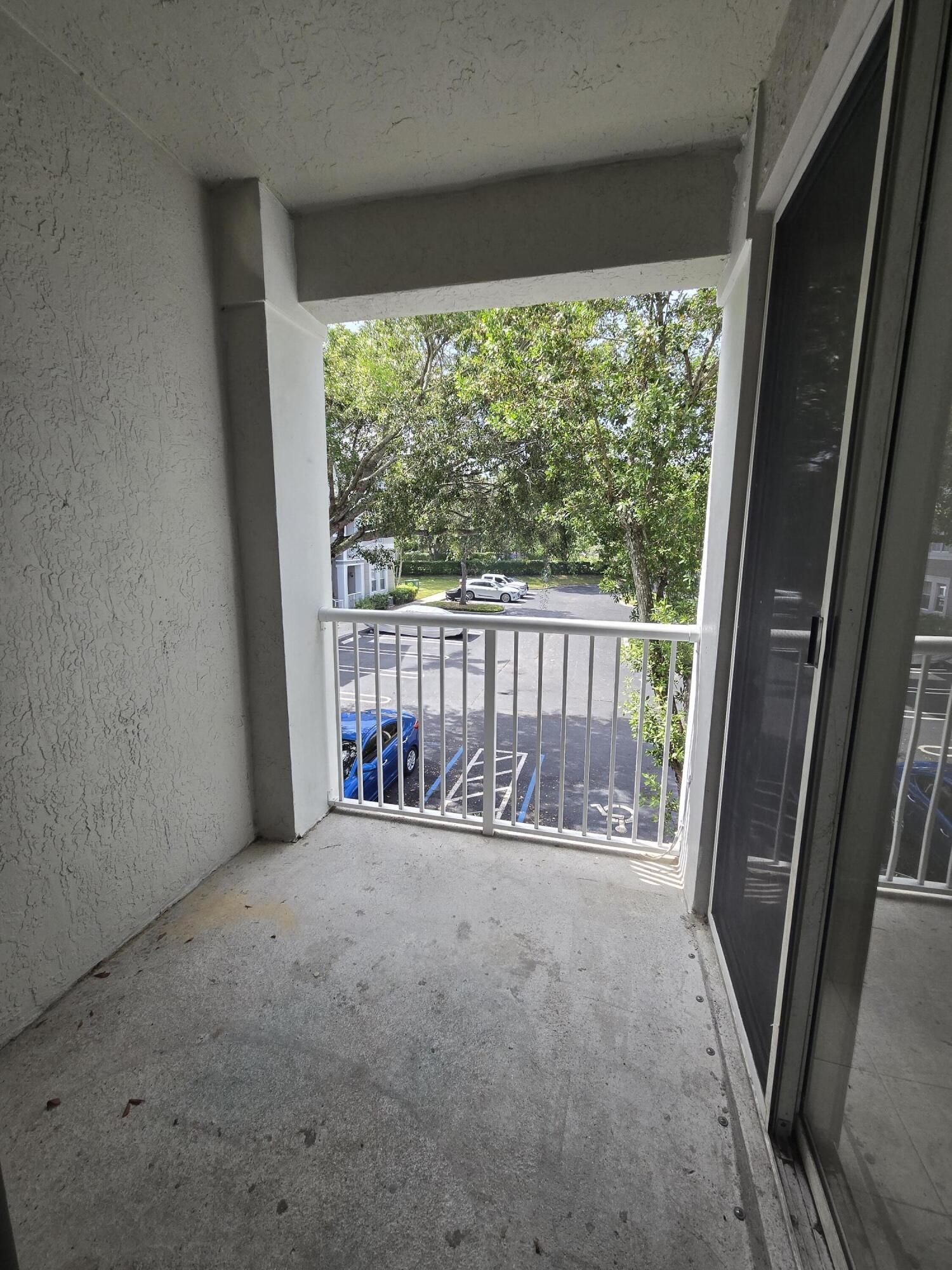 1016 SHOMA, Royal Palm Beach FL 33414