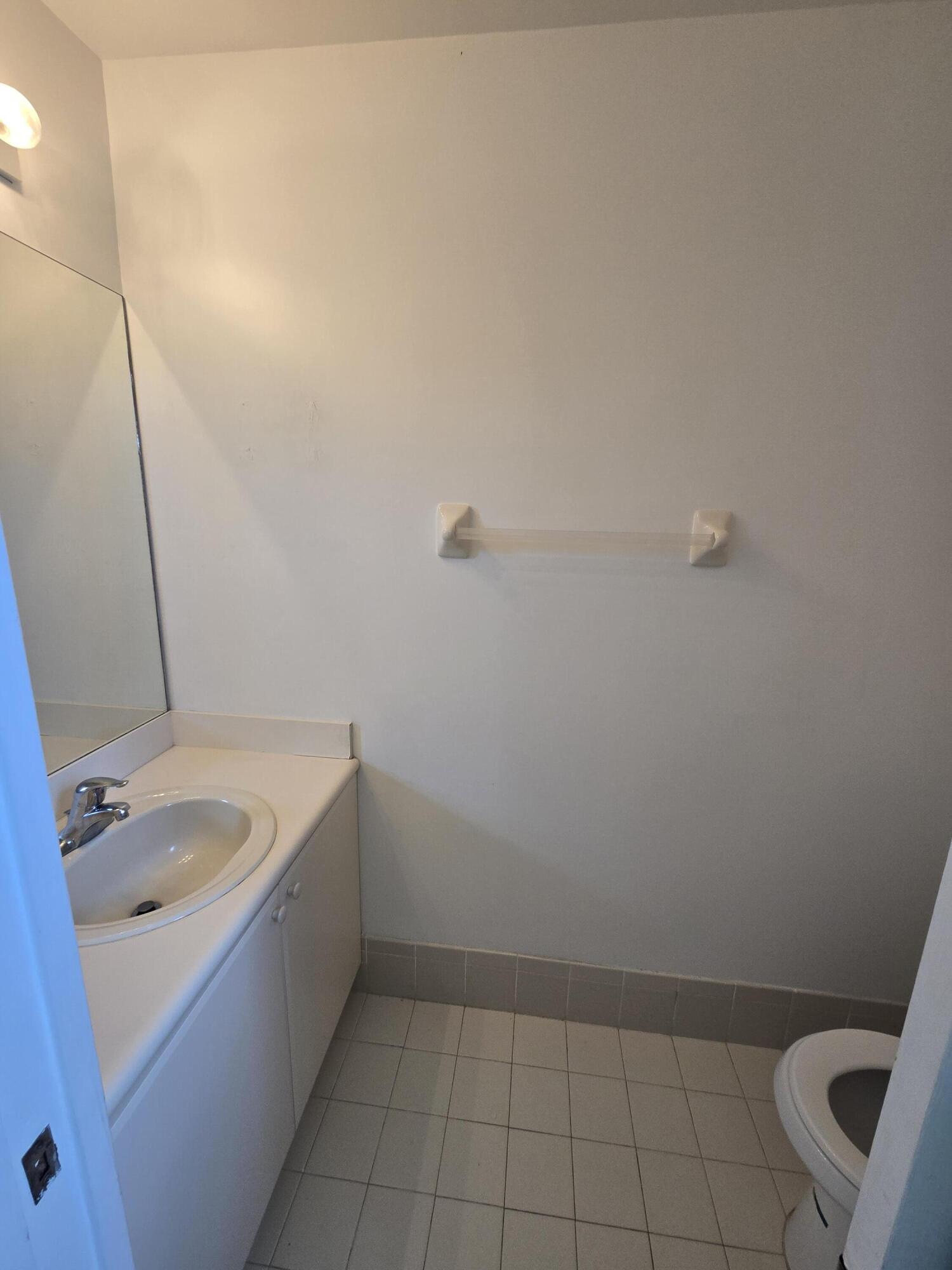 1016 SHOMA, Royal Palm Beach FL 33414