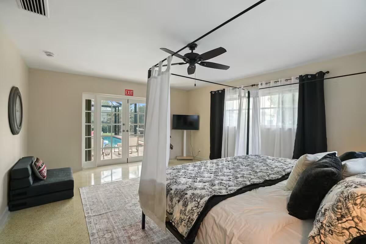5307 NE 32nd, Fort Lauderdale FL 33308