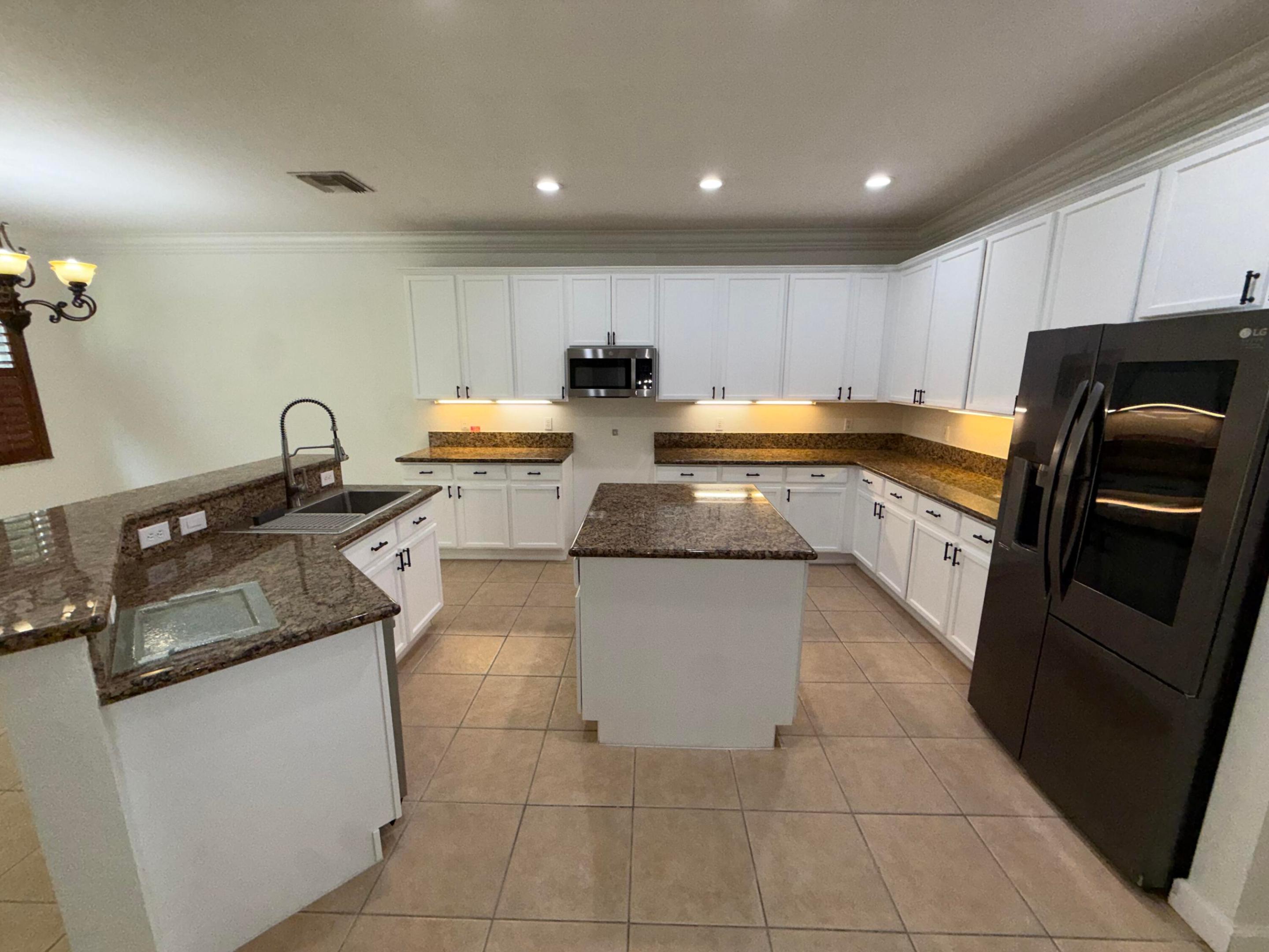 307 BERENGER, Royal Palm Beach FL 33414