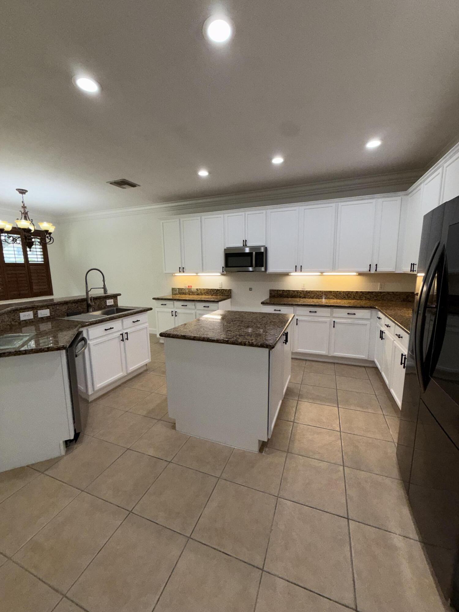 307 BERENGER, Royal Palm Beach FL 33414
