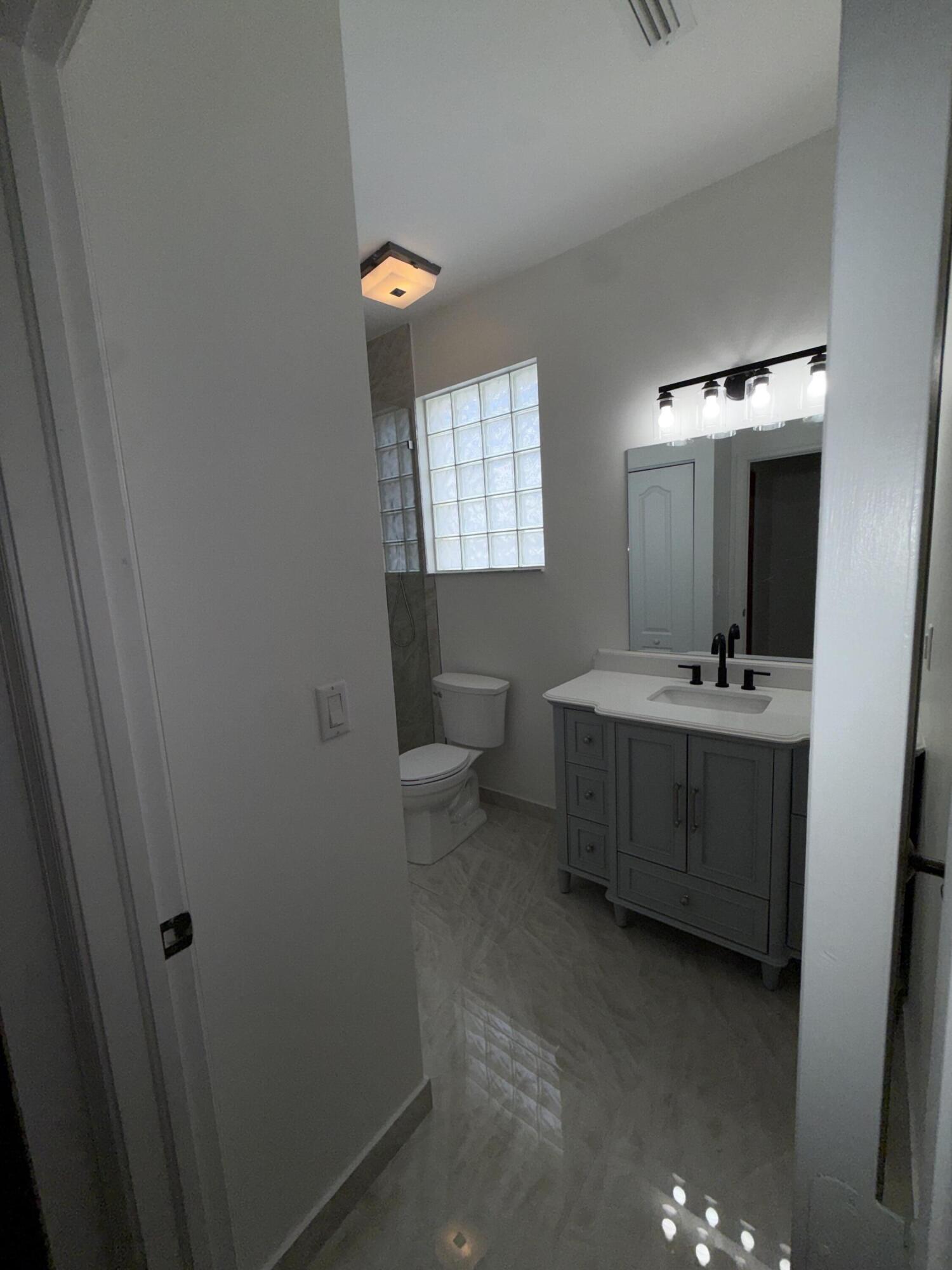 307 BERENGER, Royal Palm Beach FL 33414