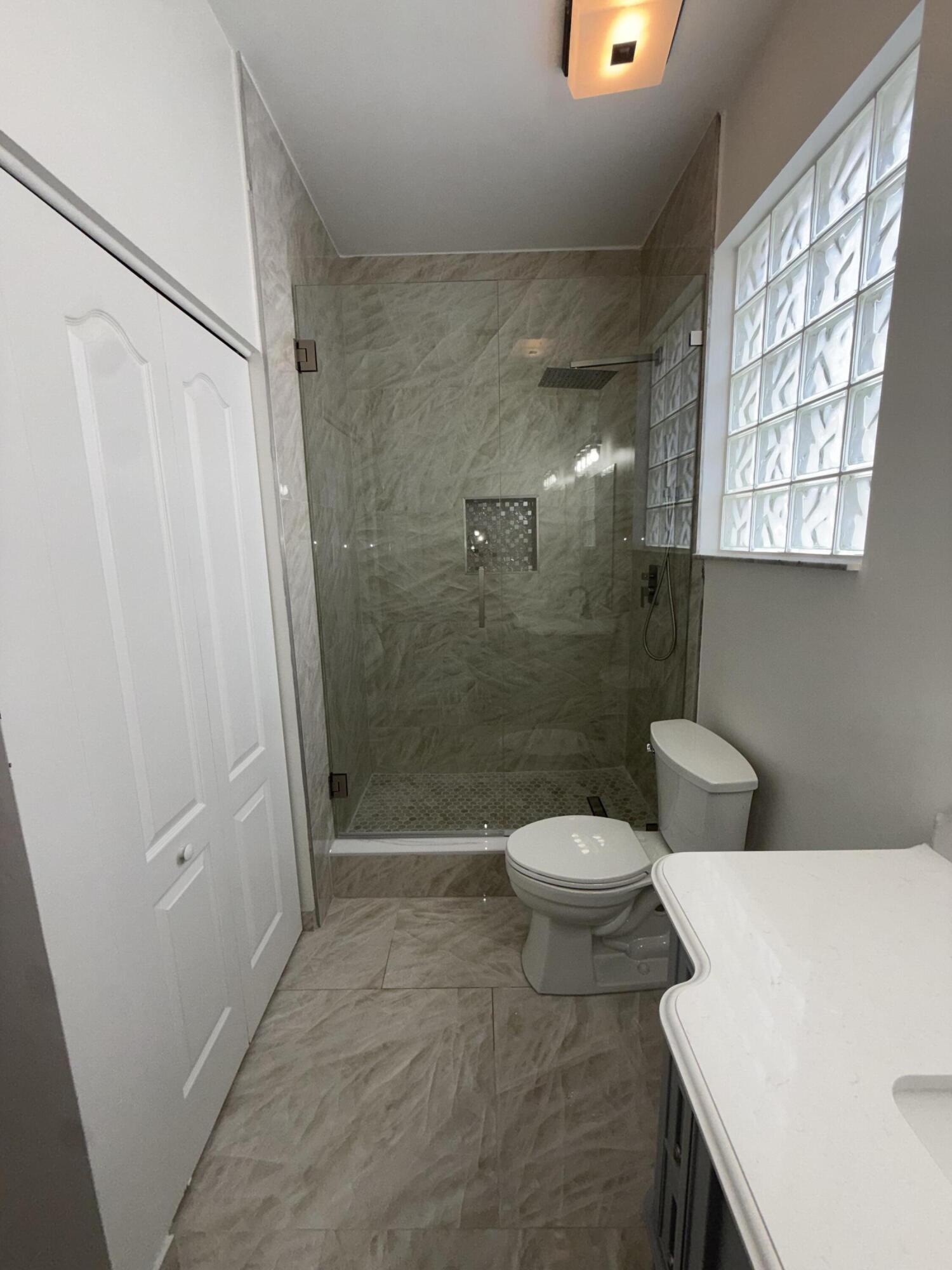 307 BERENGER, Royal Palm Beach FL 33414