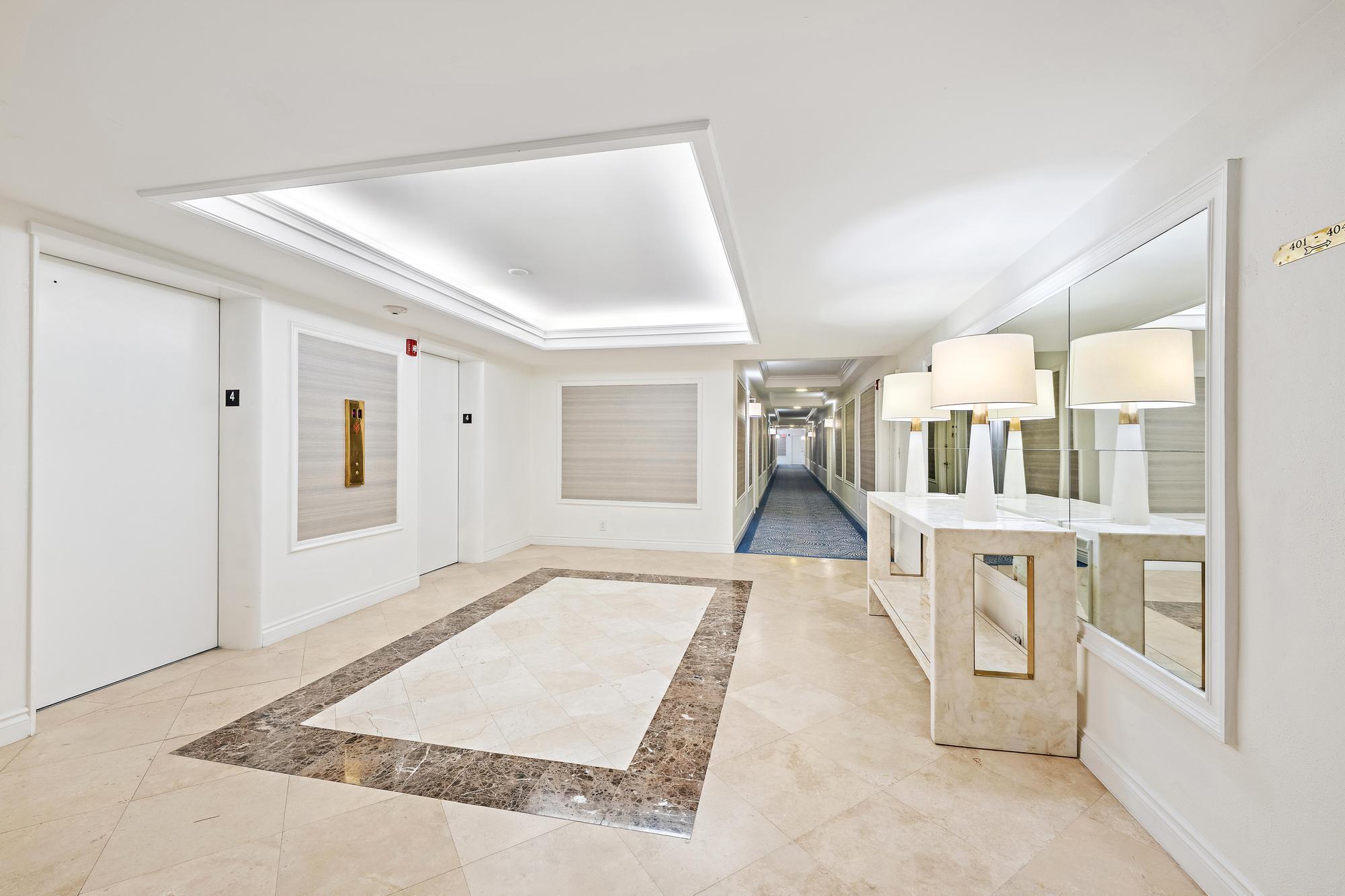 250 BRADLEY #408, Palm Beach FL 33480