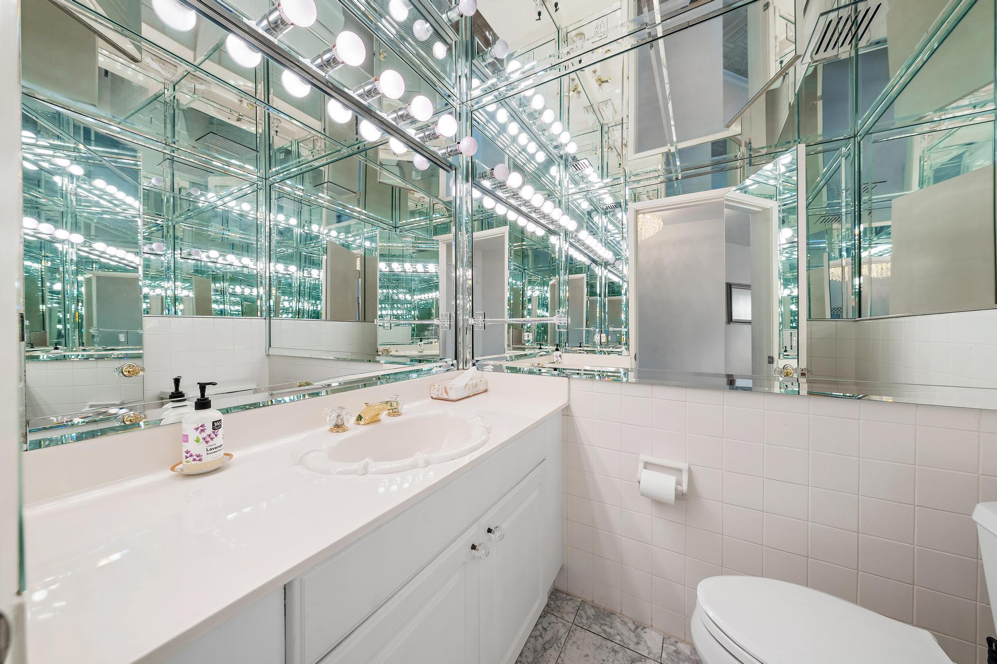 250 BRADLEY #408, Palm Beach FL 33480