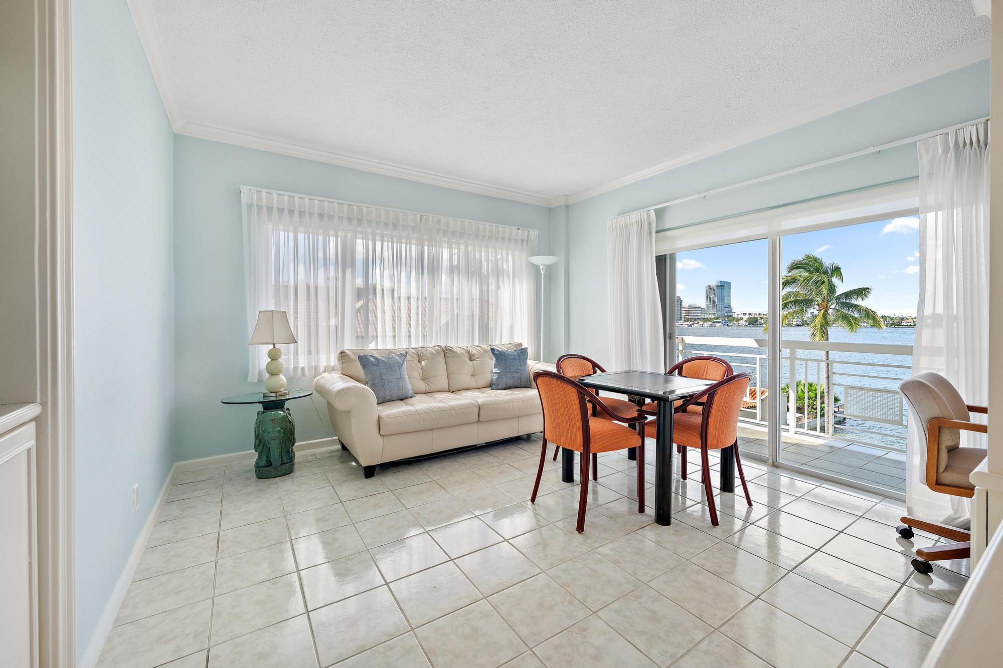 250 BRADLEY #408, Palm Beach FL 33480