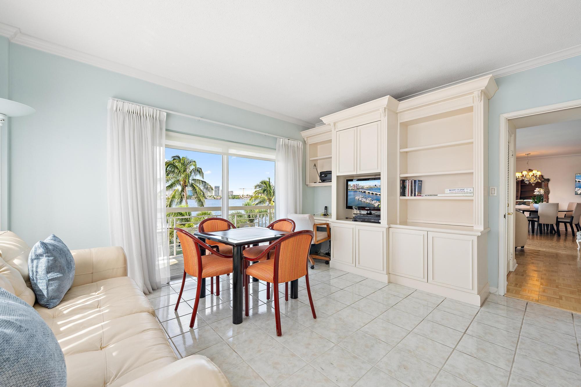 250 BRADLEY #408, Palm Beach FL 33480