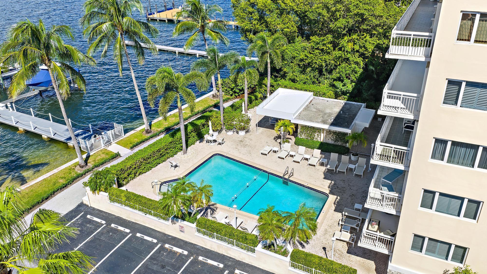 250 BRADLEY #408, Palm Beach FL 33480