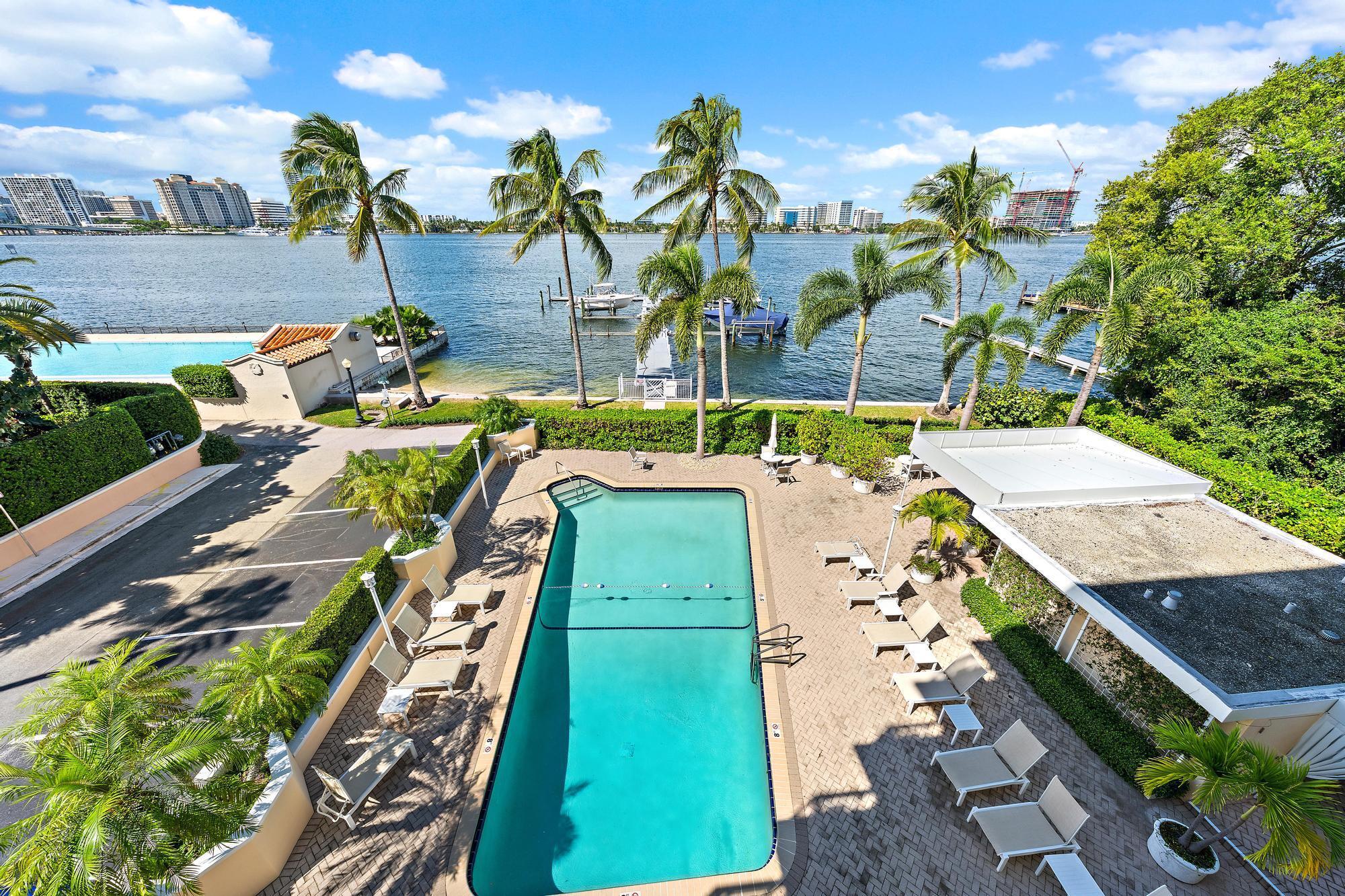 250 BRADLEY #408, Palm Beach FL 33480