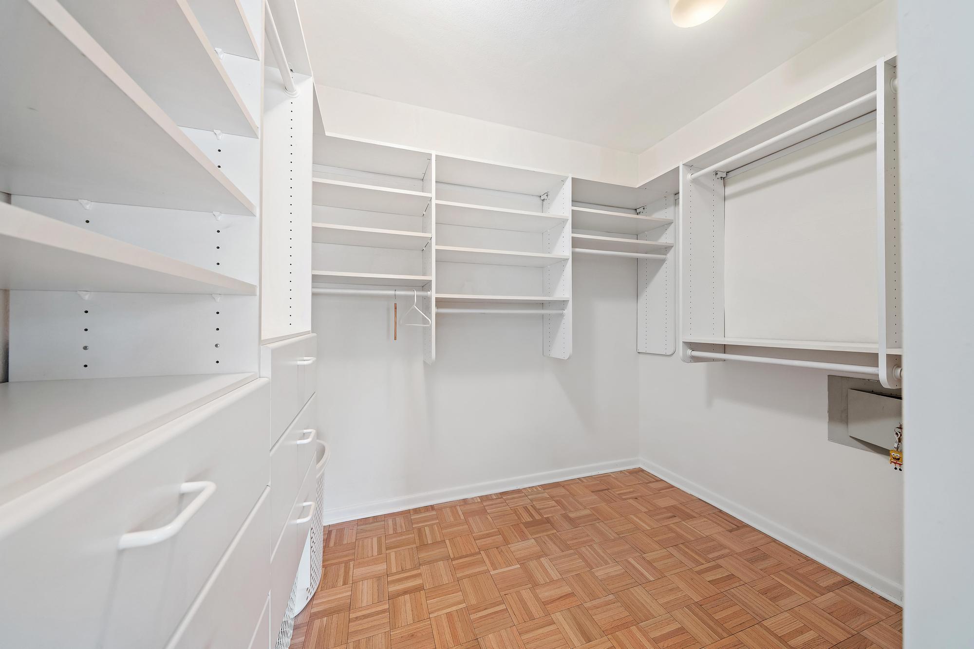 250 BRADLEY #408, Palm Beach FL 33480