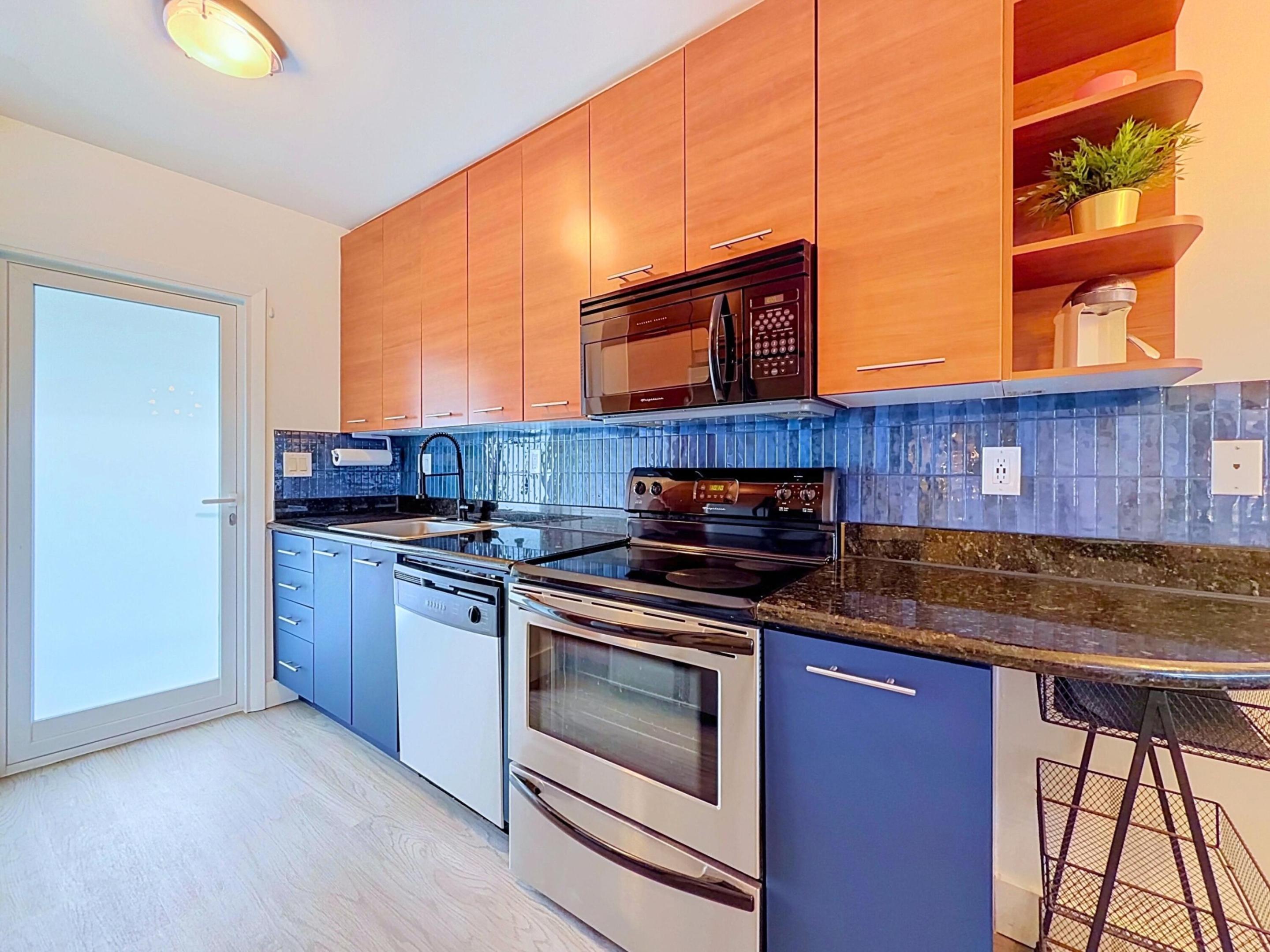 3250 NE 28th #110, Fort Lauderdale FL 33308