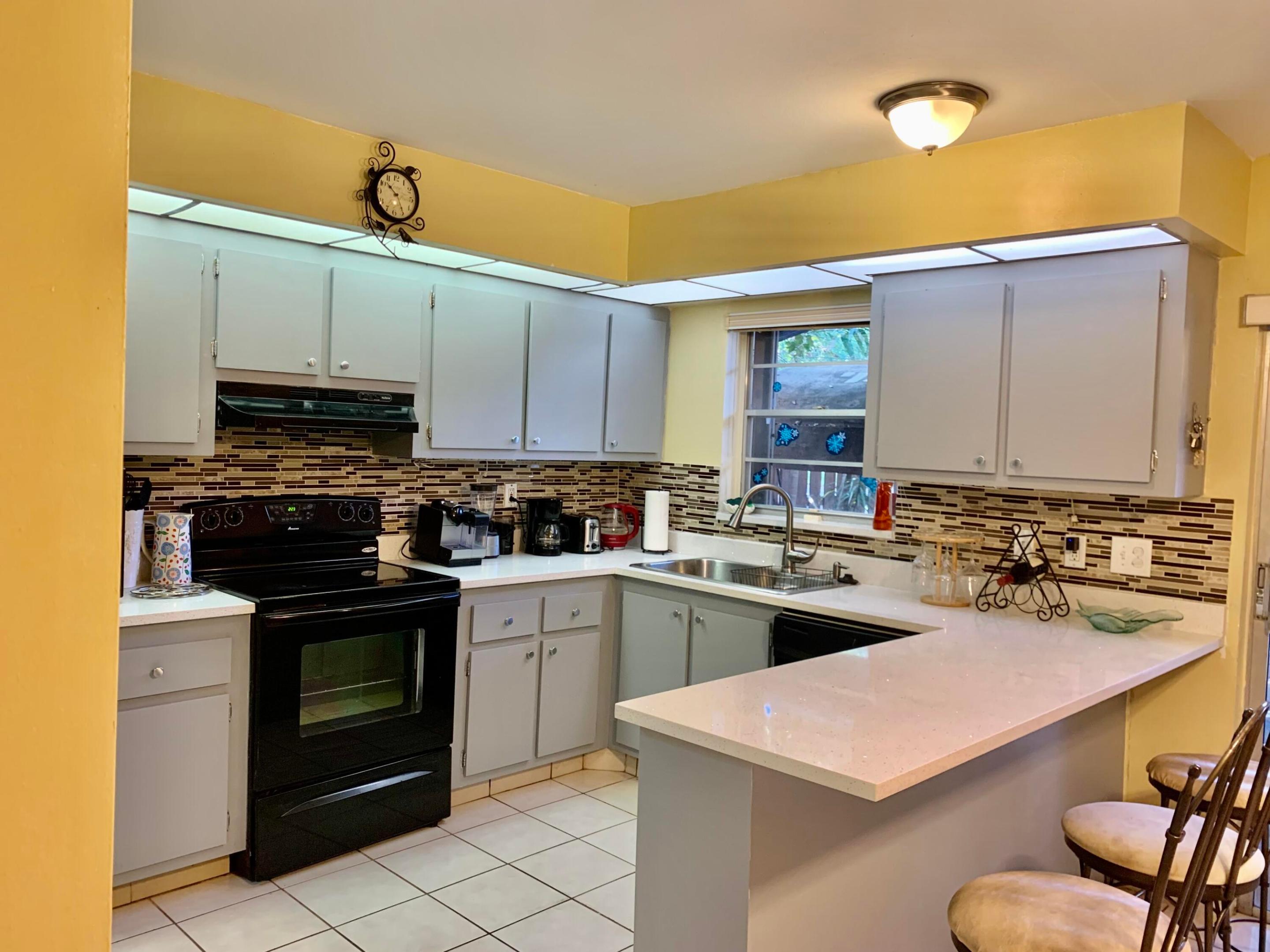 8115 SW 24TH #27D, North Lauderdale FL 33068