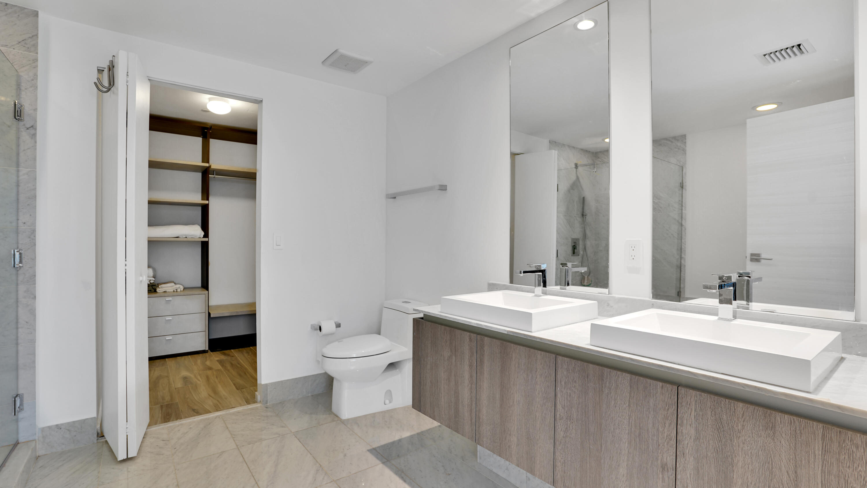 801 S Miami #1608, Miami FL 33131