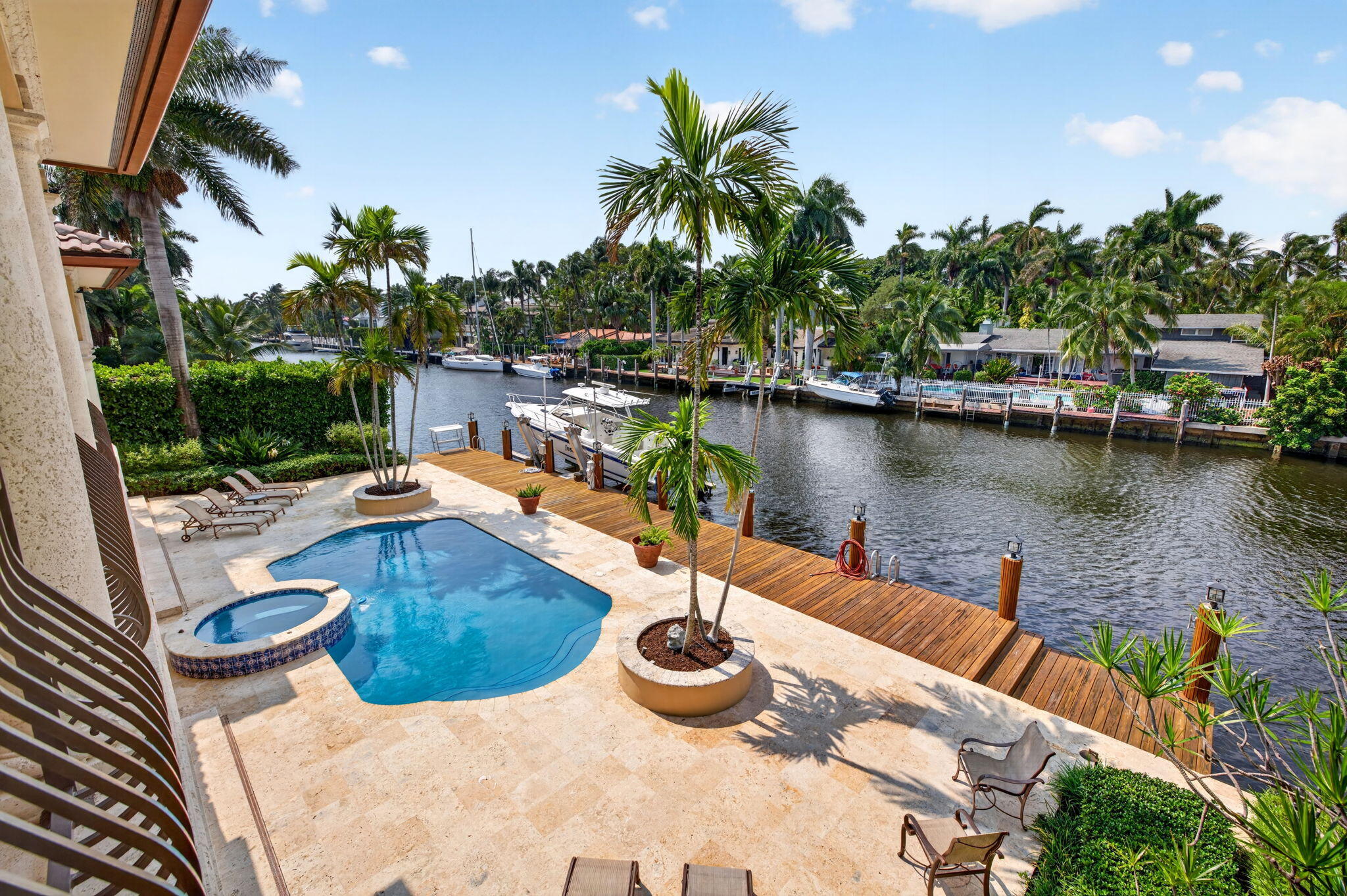 67 ROYAL PALM, Fort Lauderdale FL 33301