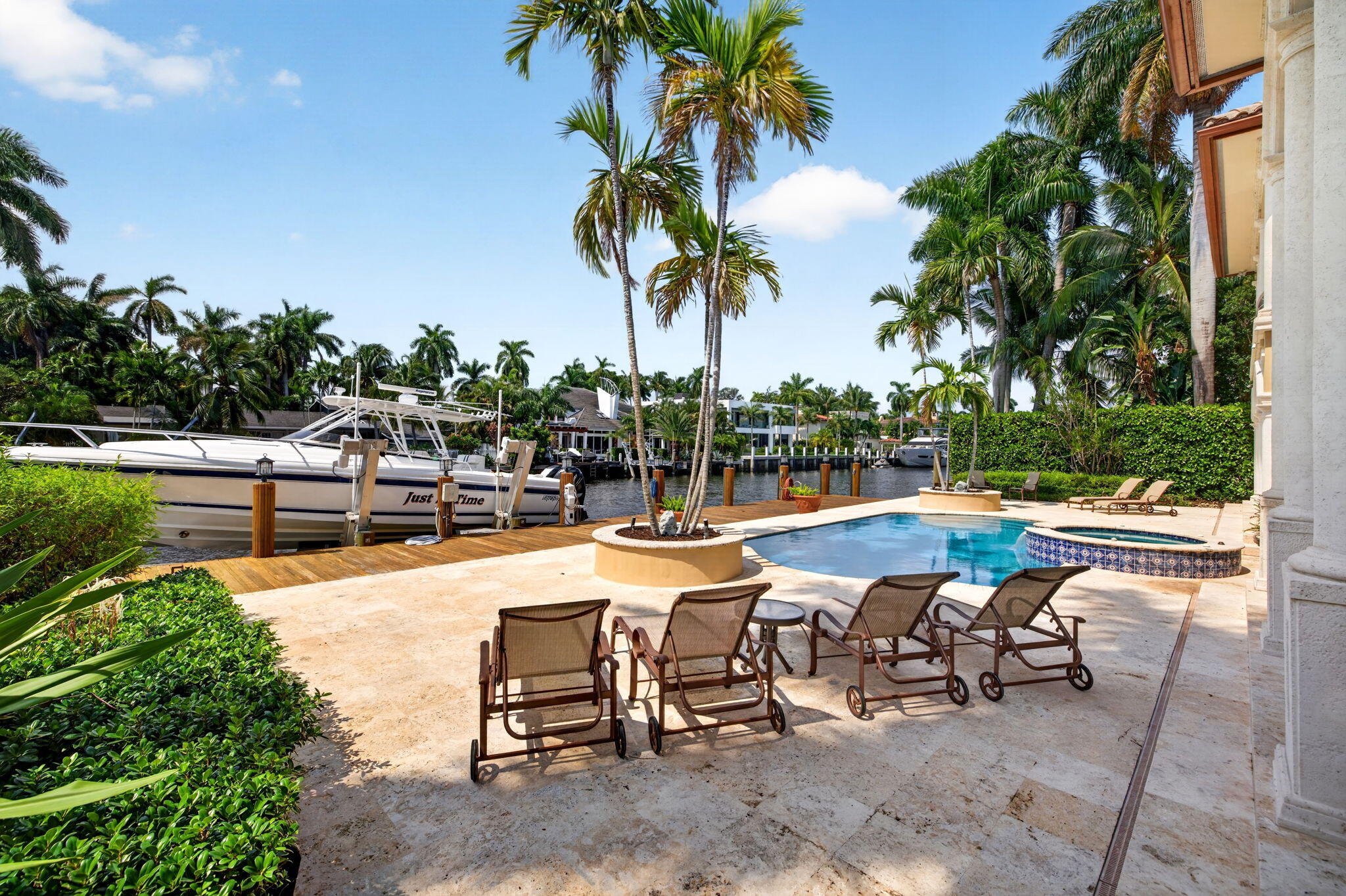 67 ROYAL PALM, Fort Lauderdale FL 33301