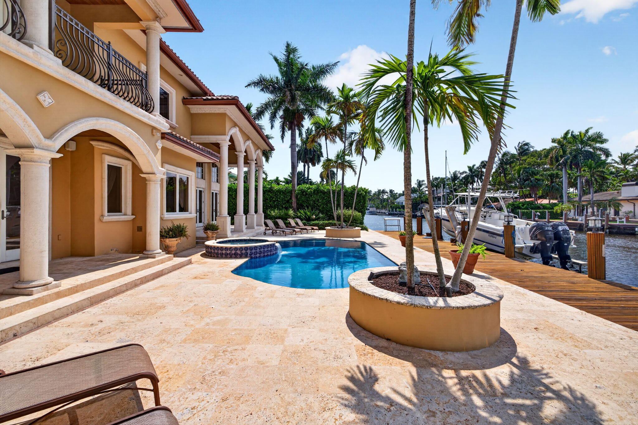 67 ROYAL PALM, Fort Lauderdale FL 33301
