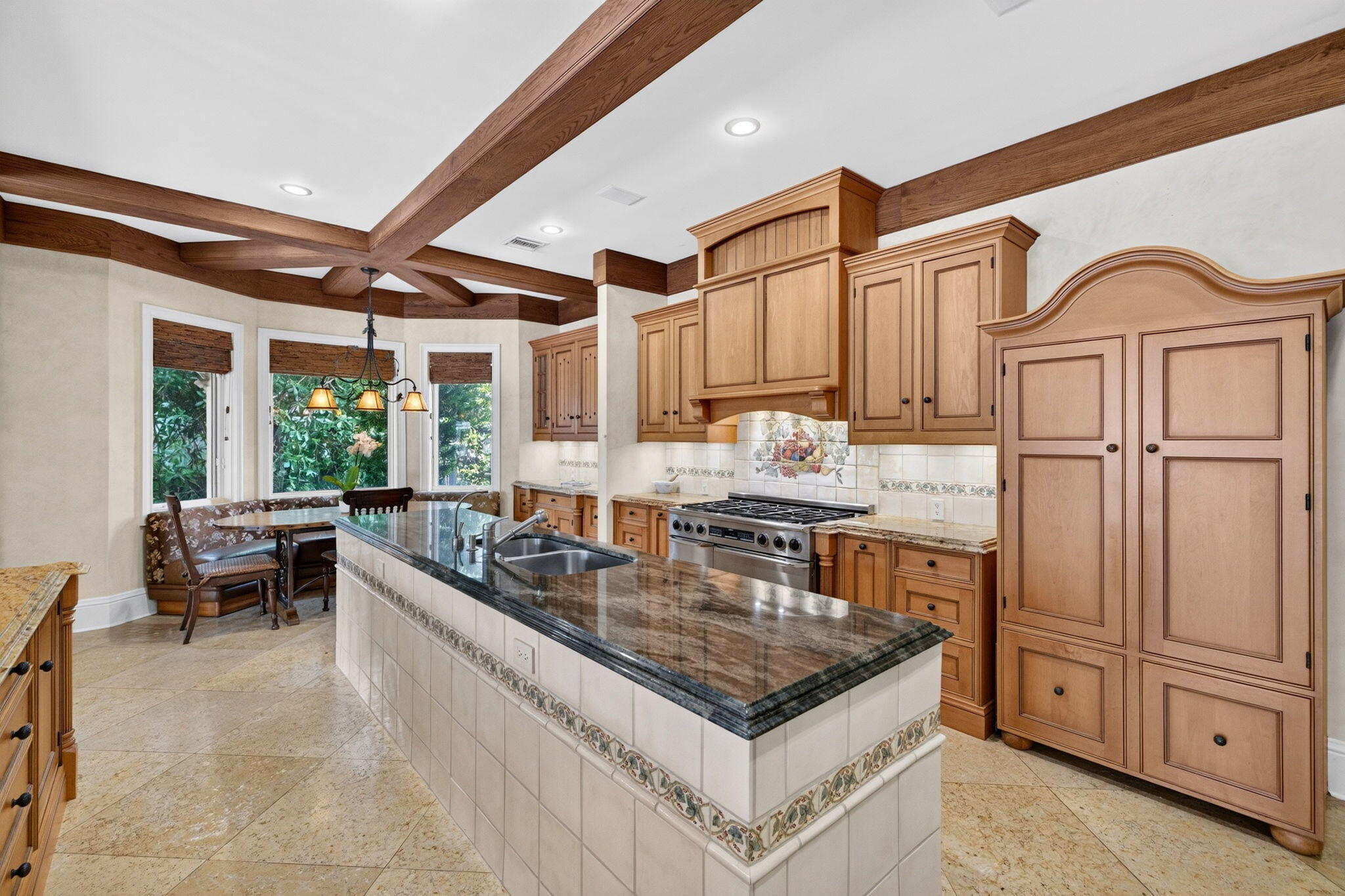 67 ROYAL PALM, Fort Lauderdale FL 33301