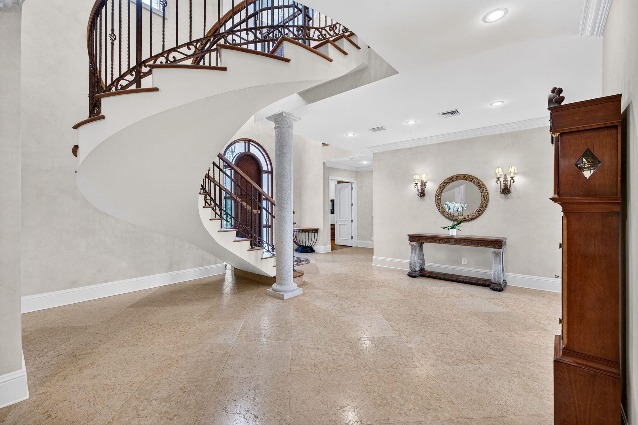 67 ROYAL PALM, Fort Lauderdale FL 33301