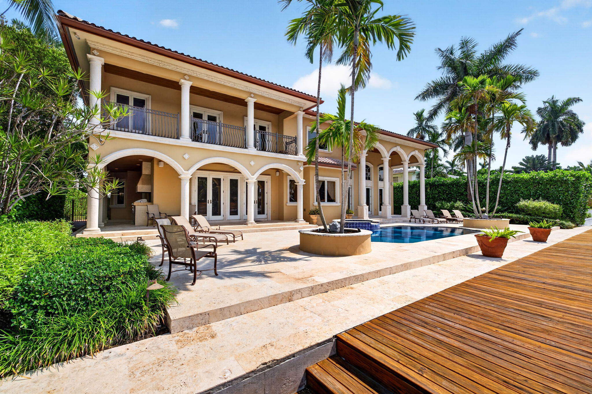 67 ROYAL PALM, Fort Lauderdale FL 33301