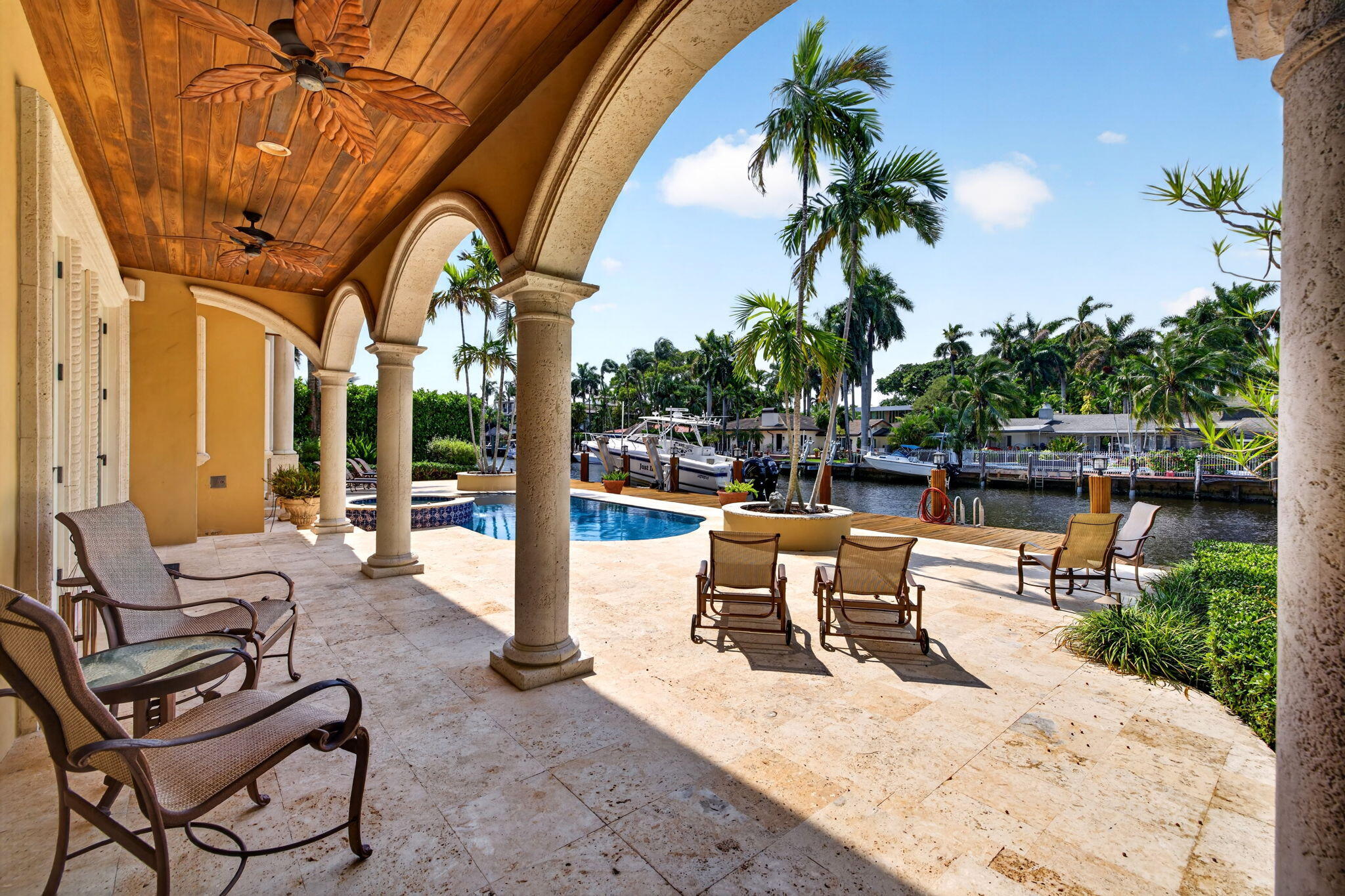 67 ROYAL PALM, Fort Lauderdale FL 33301