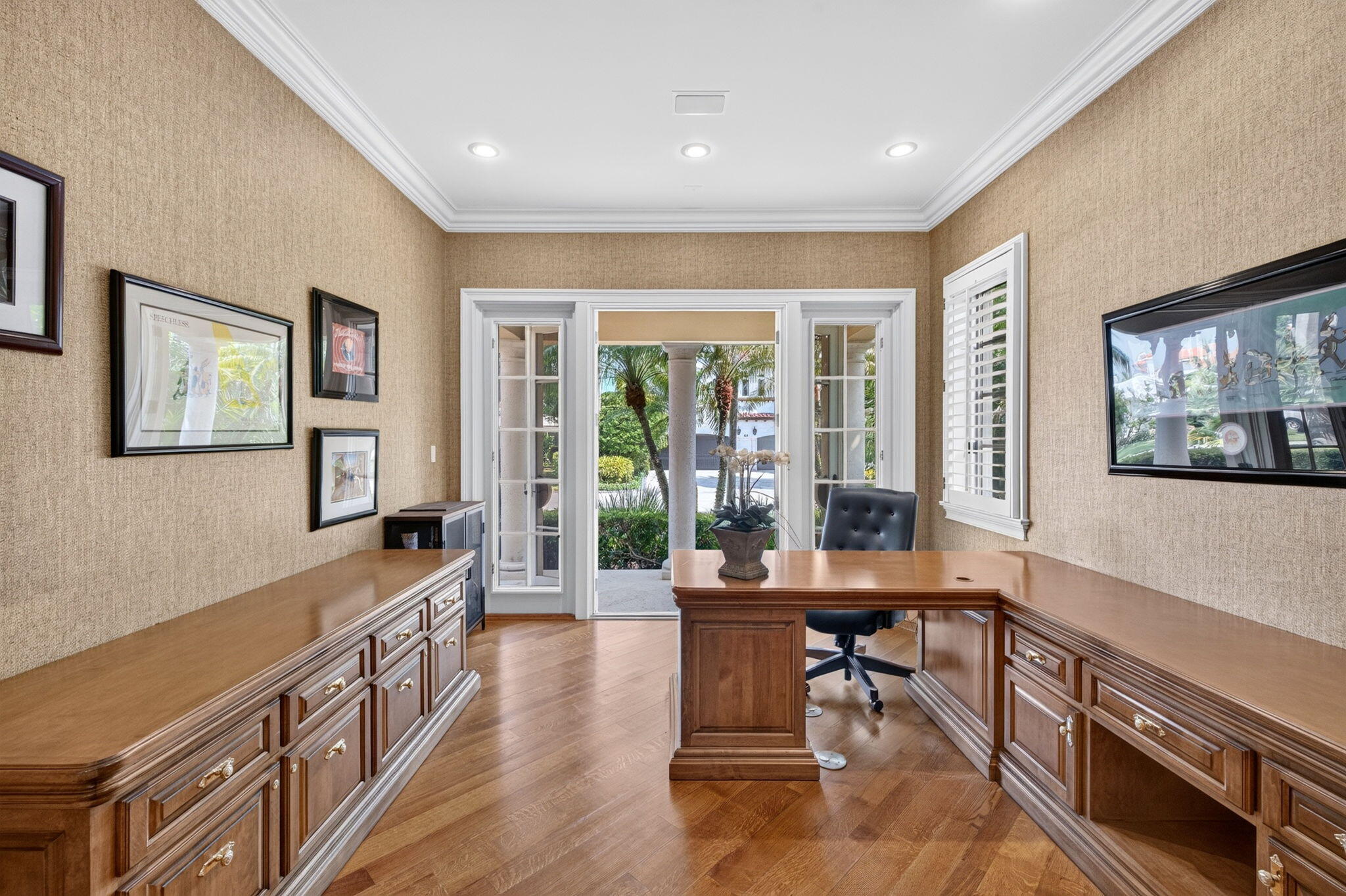 67 ROYAL PALM, Fort Lauderdale FL 33301