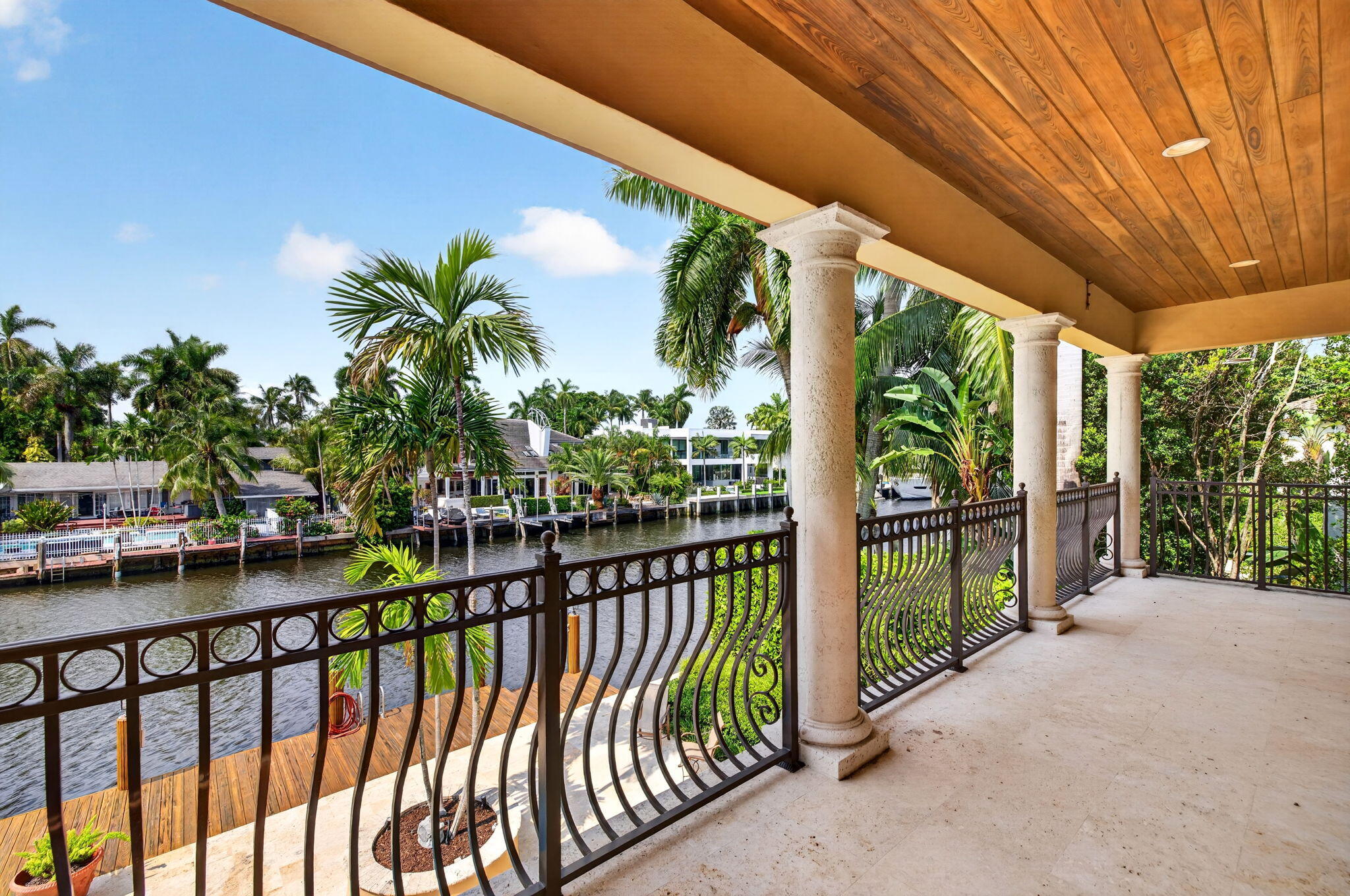 67 ROYAL PALM, Fort Lauderdale FL 33301