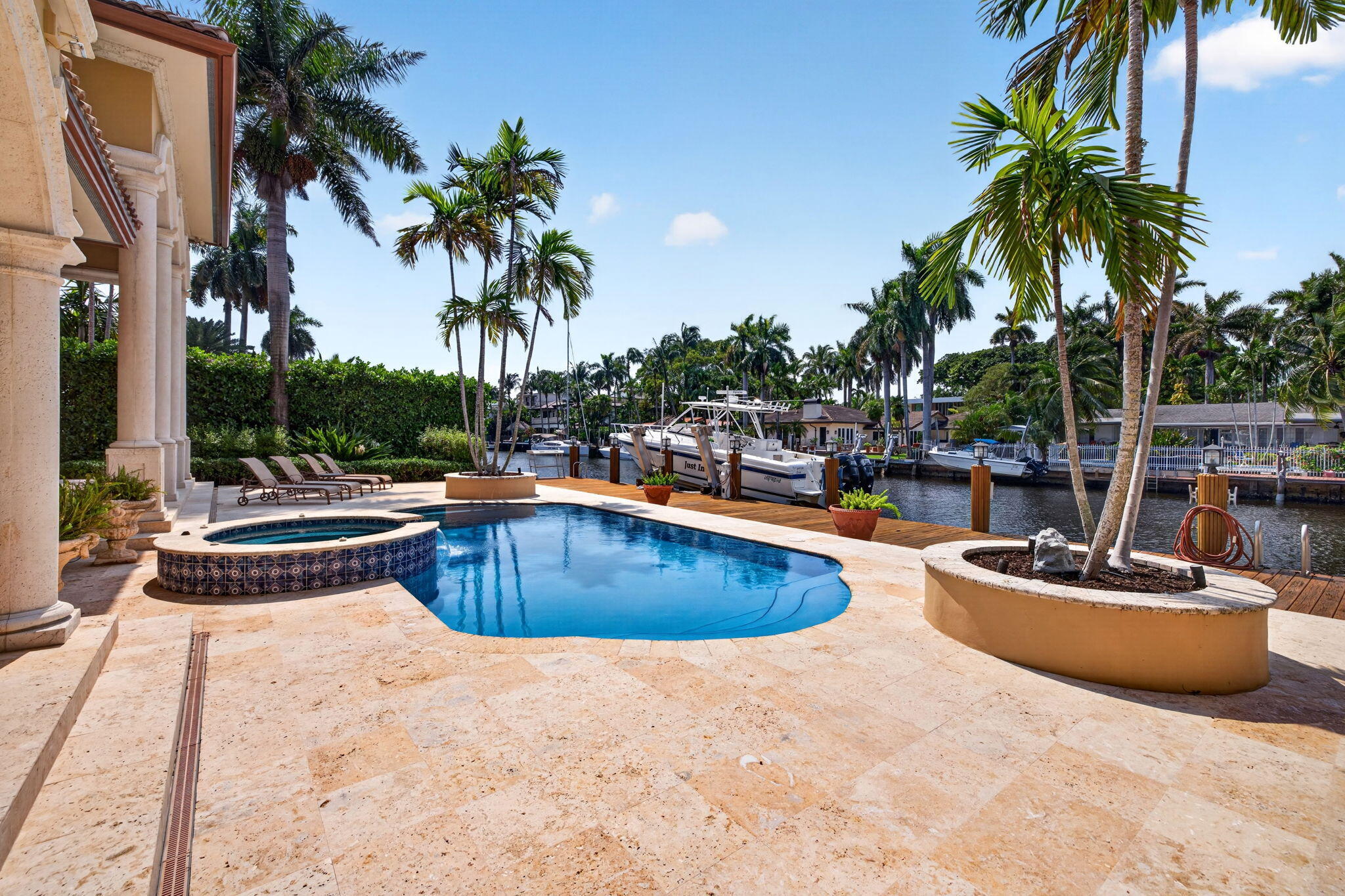 67 ROYAL PALM, Fort Lauderdale FL 33301