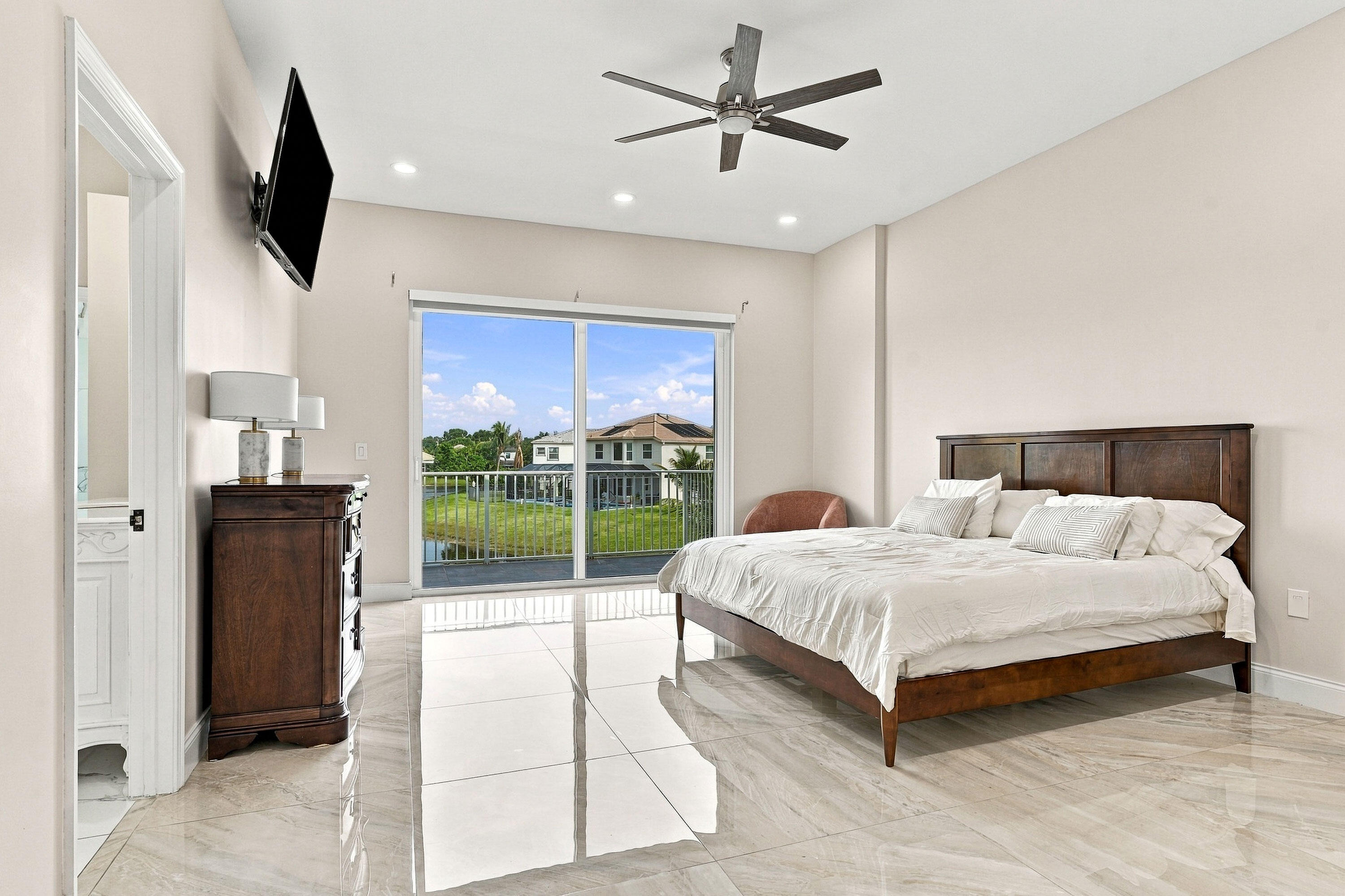 2755 MISTY OAKS, Royal Palm Beach FL 33411