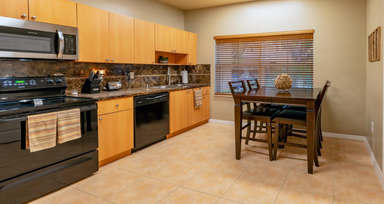 8422 NW 140th #3603, Miami Lakes FL 33016