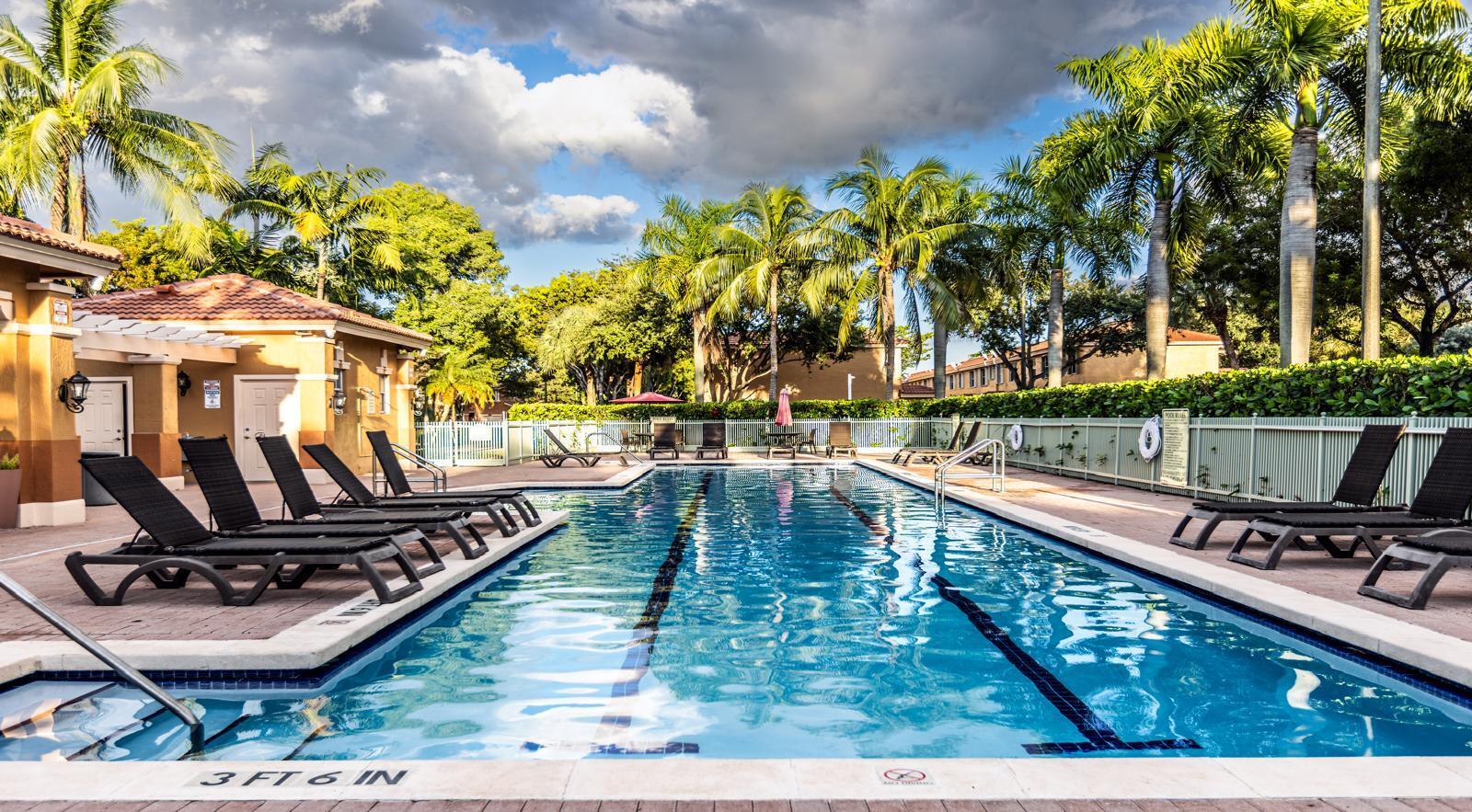 8422 NW 140th #3603, Miami Lakes FL 33016