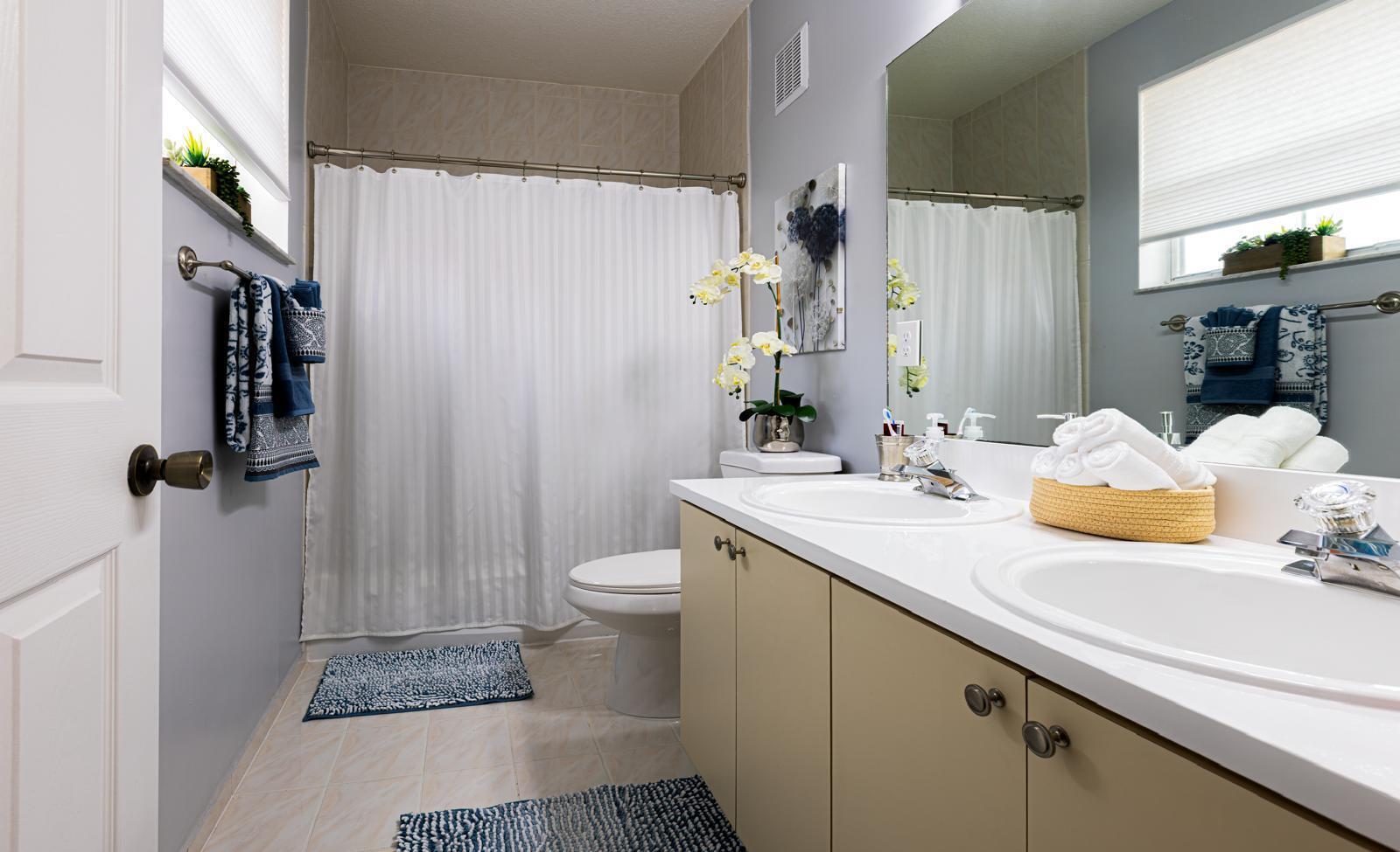 8422 NW 140th #3603, Miami Lakes FL 33016
