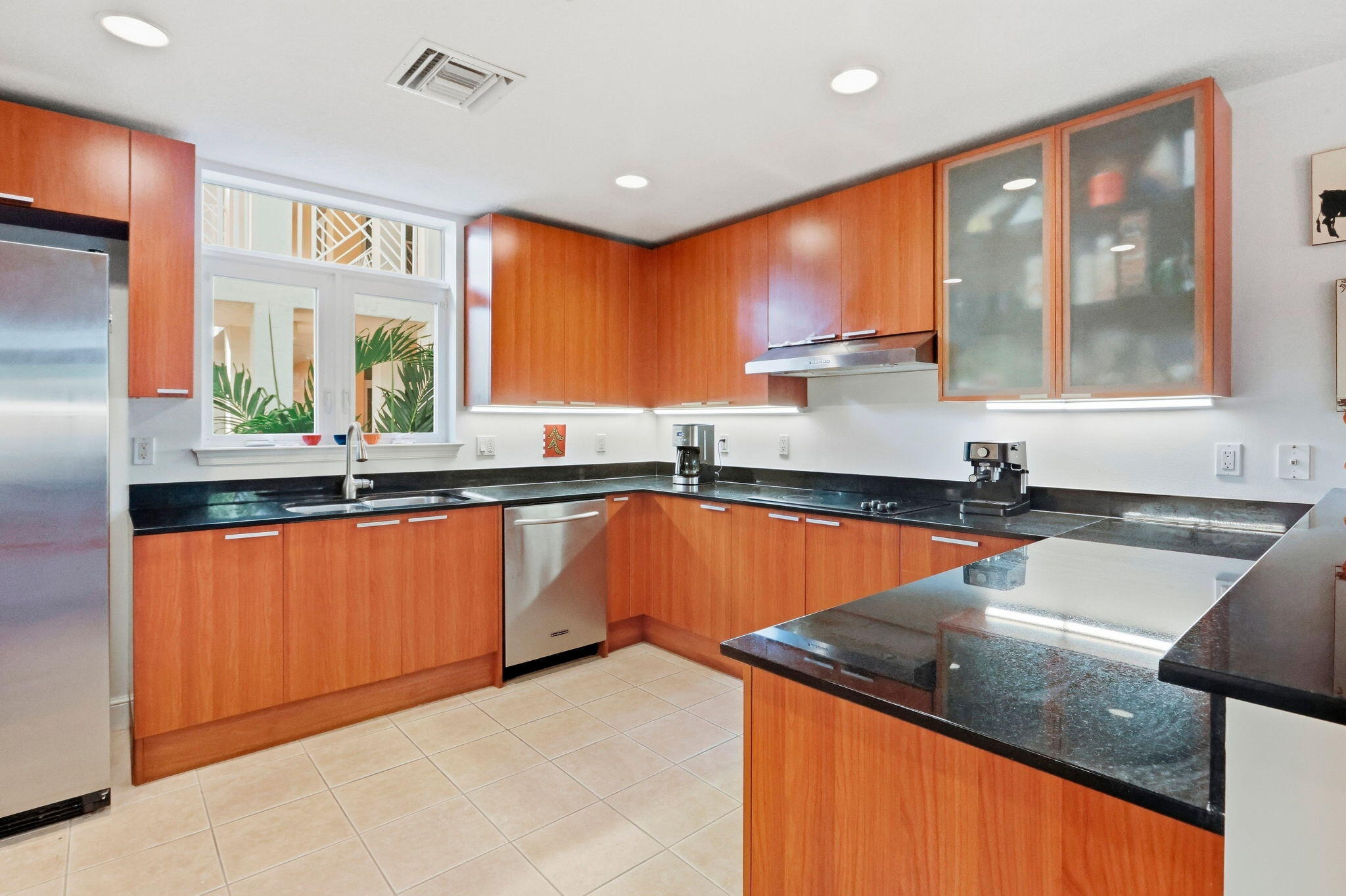 309 E OCEAN #202, Lantana FL 33462