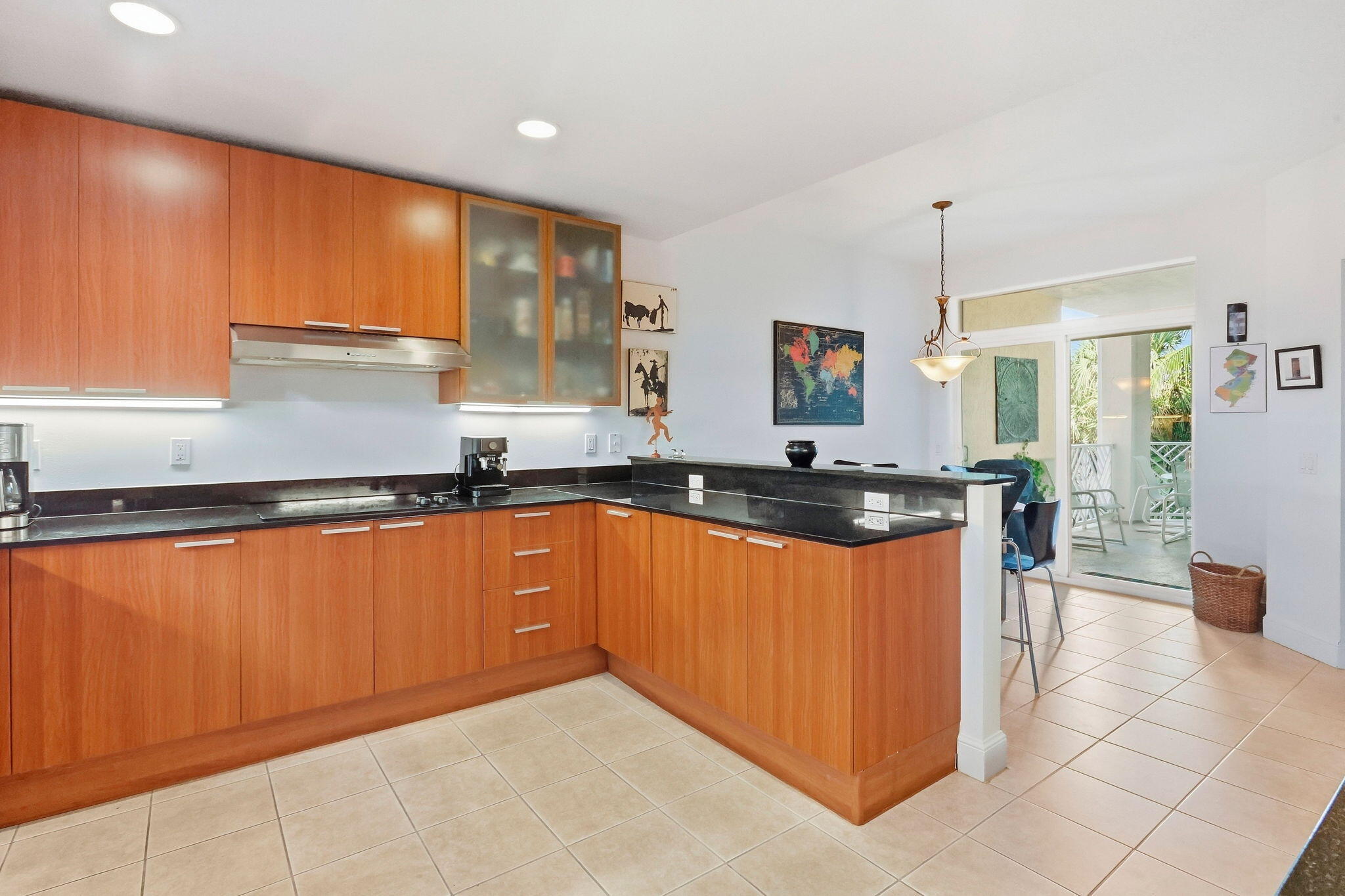 309 E OCEAN #202, Lantana FL 33462