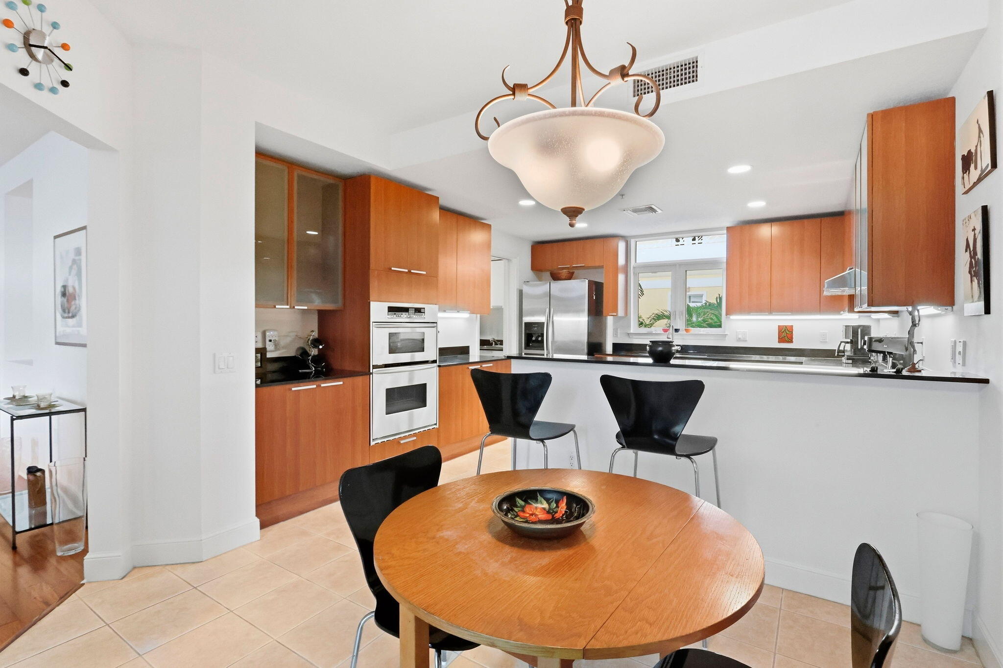 309 E OCEAN #202, Lantana FL 33462