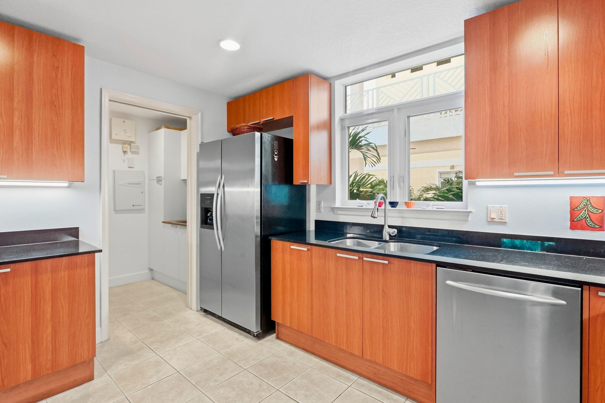 309 E OCEAN #202, Lantana FL 33462