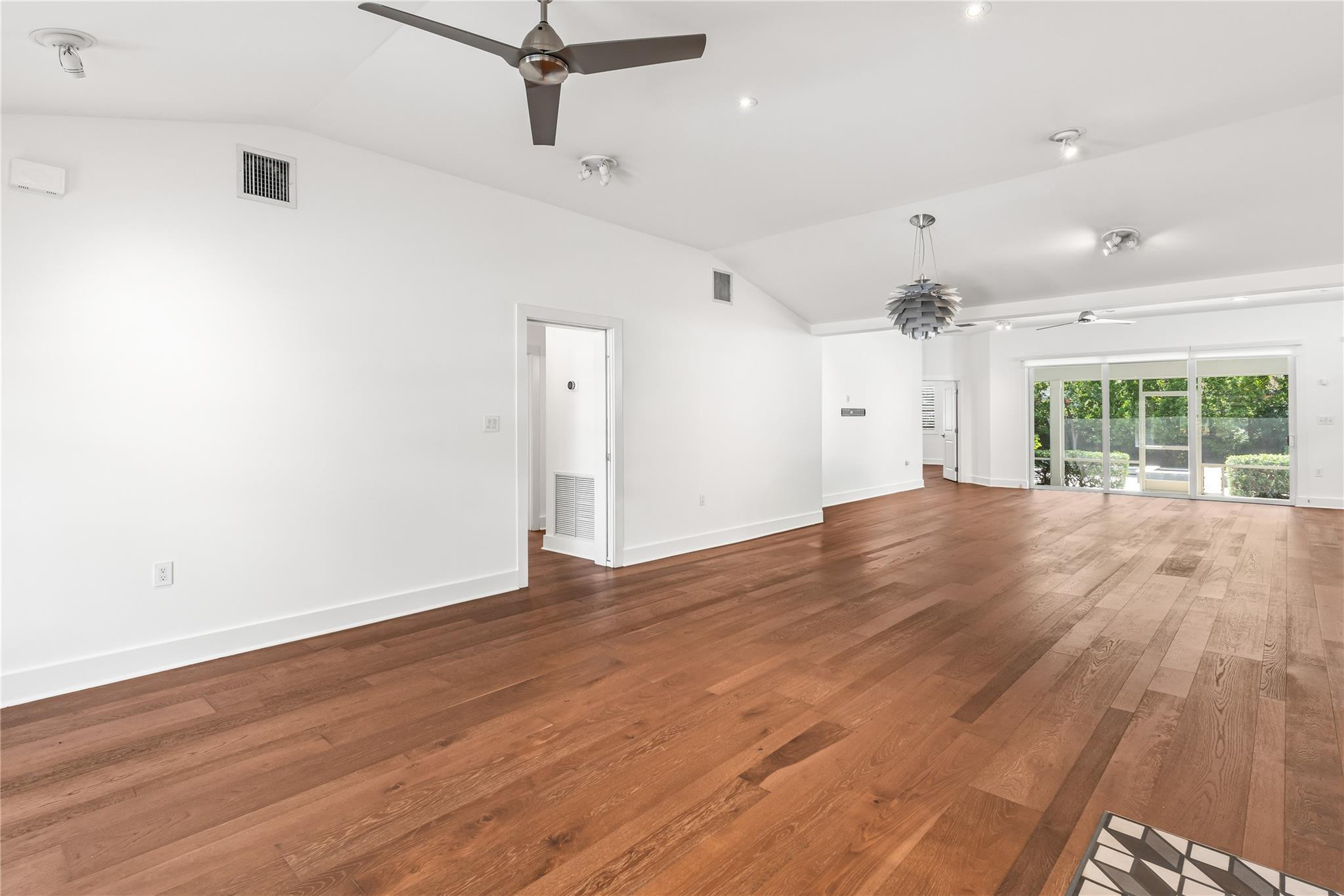 521 NE 8th, Fort Lauderdale FL 33301