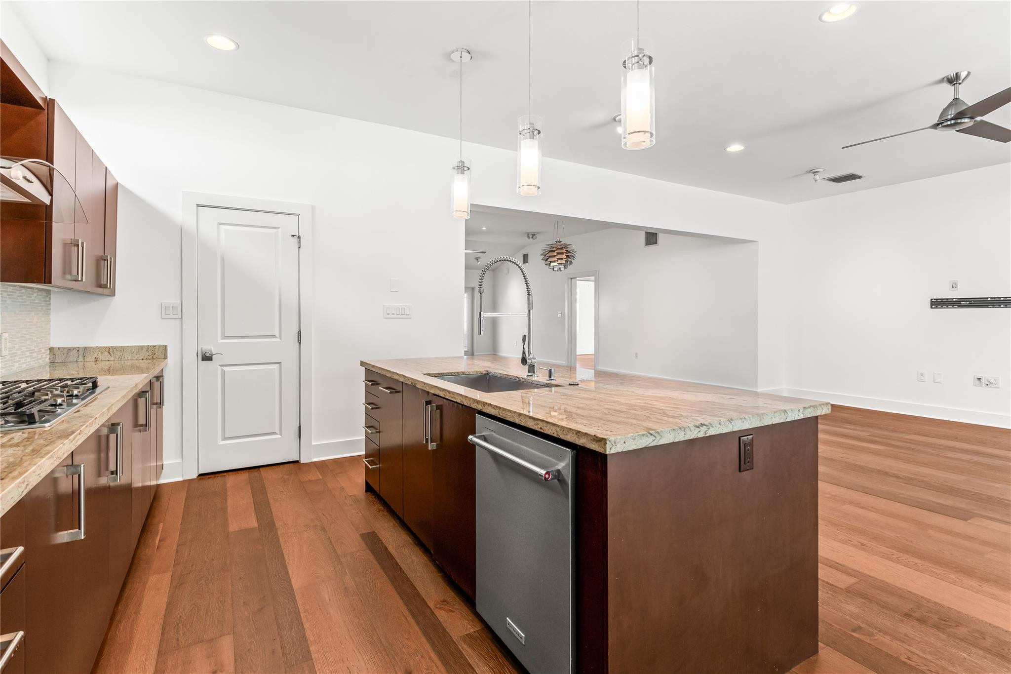 521 NE 8th, Fort Lauderdale FL 33301