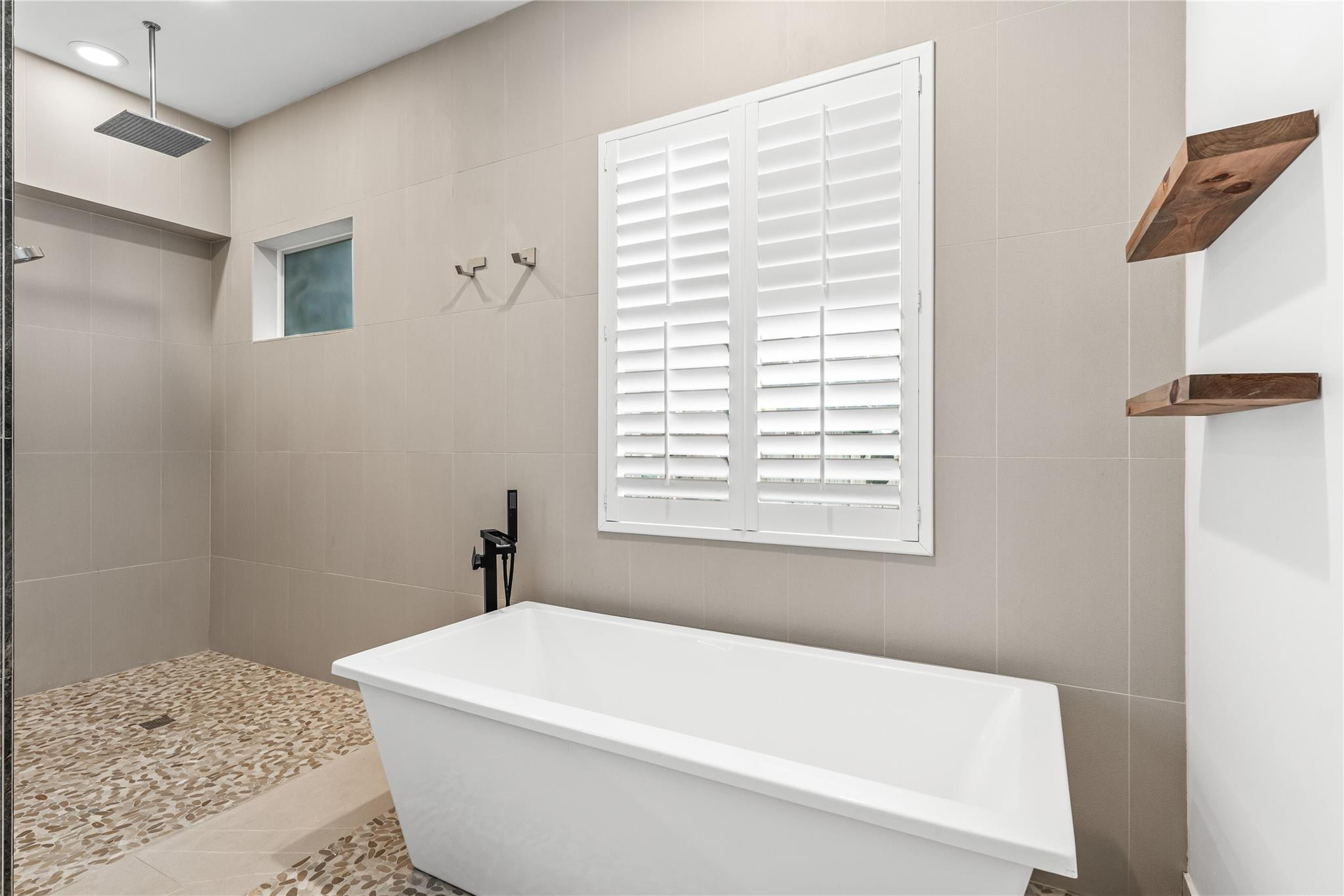 521 NE 8th, Fort Lauderdale FL 33301