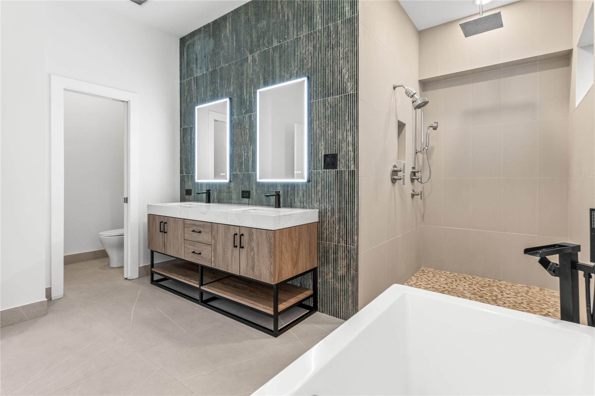 521 NE 8th, Fort Lauderdale FL 33301